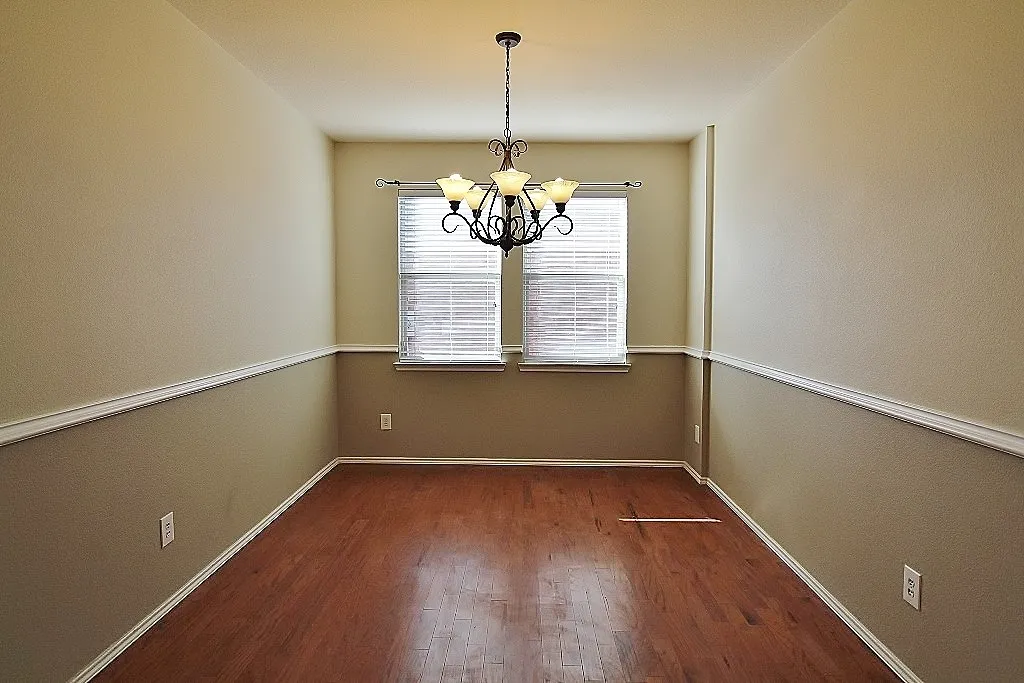 Single Family Residence For Rent in Tarrant County , 10125 Sourwood Drive, Fort Worth, Texas 76244, 4 Bedroom, 3 Bathroom, 2 Garage spaces, 2,947 Sqft, built in 2004, mls#21339796, Real Estate Agent in Fort Worth, Homes For Rent in Tarrant county, Homes For Rent in Fort Worth, Realtor in Fort Worth Texas, Real Estate Brokerage Independent Realty Texas, Luminita Cordes Realtor