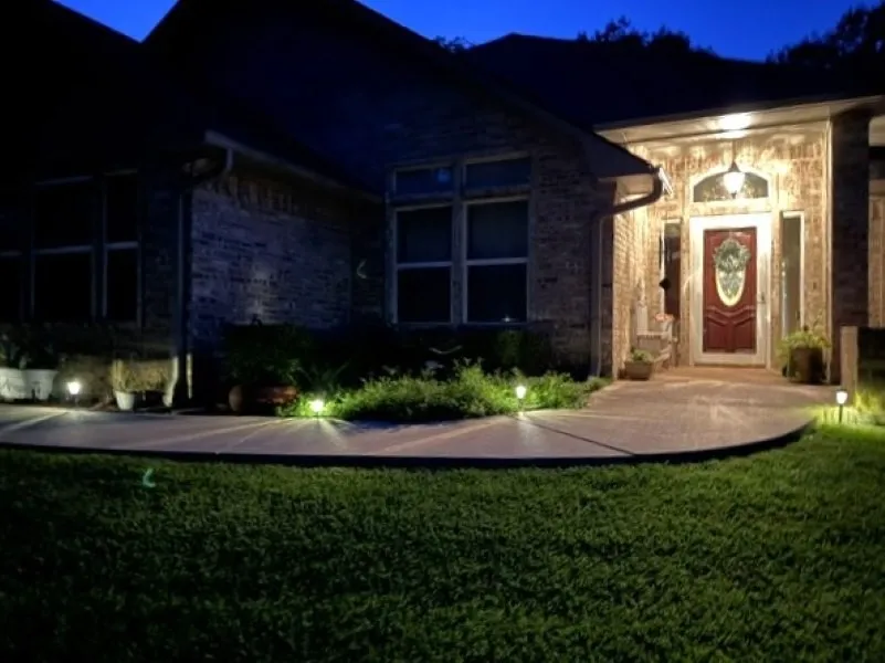 Single Family Residence For Sale in Smith County , 1340 Bridle Path, Lindale, Texas 75771, 3 Bedroom, 3 Bathroom, 2 Garage spaces, 2,359 Sqft, built in 1995, mls#21334112, Real Estate Agent in Lindale, Homes For Sale in Smith county, Homes For Sale in Lindale, Realtor in Lindale Texas, Real Estate Brokerage Independent Realty Texas, Luminita Cordes Realtor