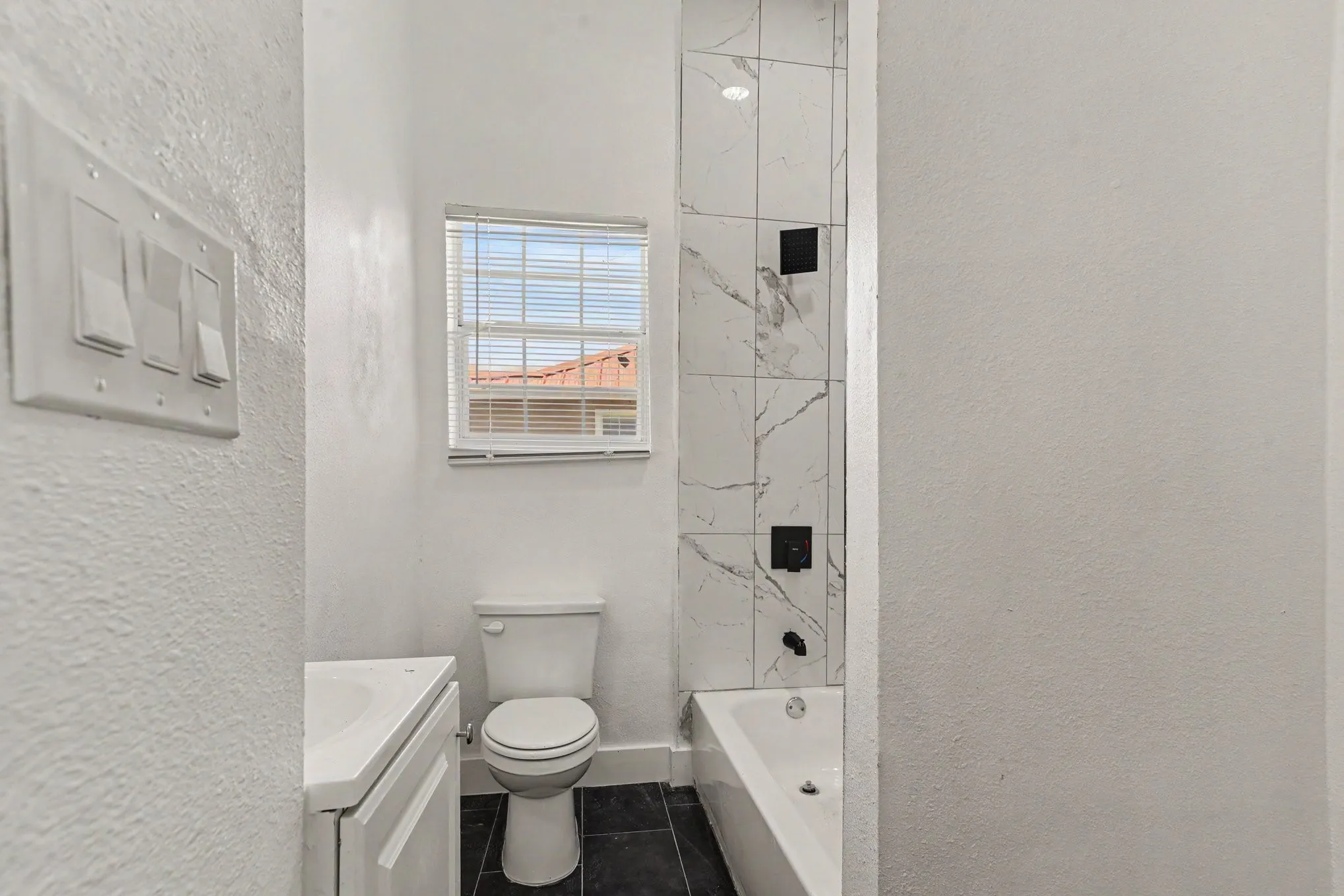 Single Family Residence For Sale in Hunt County , 2611 Bourland Street, Greenville, Texas 75401, 3 Bedroom, 3 Bathroom, Garage spaces, 1,680 Sqft, built in 1920, mls#21339740, Real Estate Agent in Greenville, Homes For Sale in Hunt county, Homes For Sale in Greenville, Realtor in Greenville Texas, Real Estate Brokerage Independent Realty Texas, Luminita Cordes Realtor