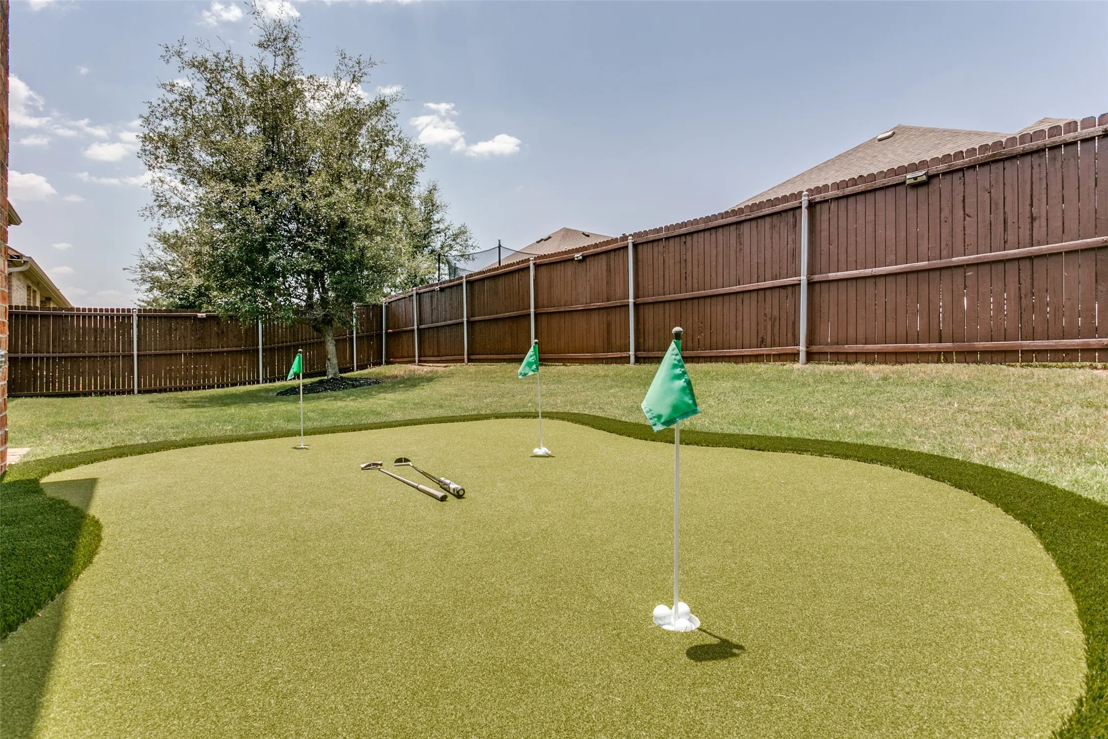 Single Family Residence For Sale in Denton County , 4000 Blessington Drive, Frisco, Texas 75036, 3 Bedroom, 2 Bathroom, 2 Garage spaces, 2,033 Sqft, built in 2017, mls#21334346, Real Estate Agent in Frisco, Homes For Sale in Denton county, Homes For Sale in Frisco, Realtor in Frisco Texas, Real Estate Brokerage Independent Realty Texas, Luminita Cordes Realtor