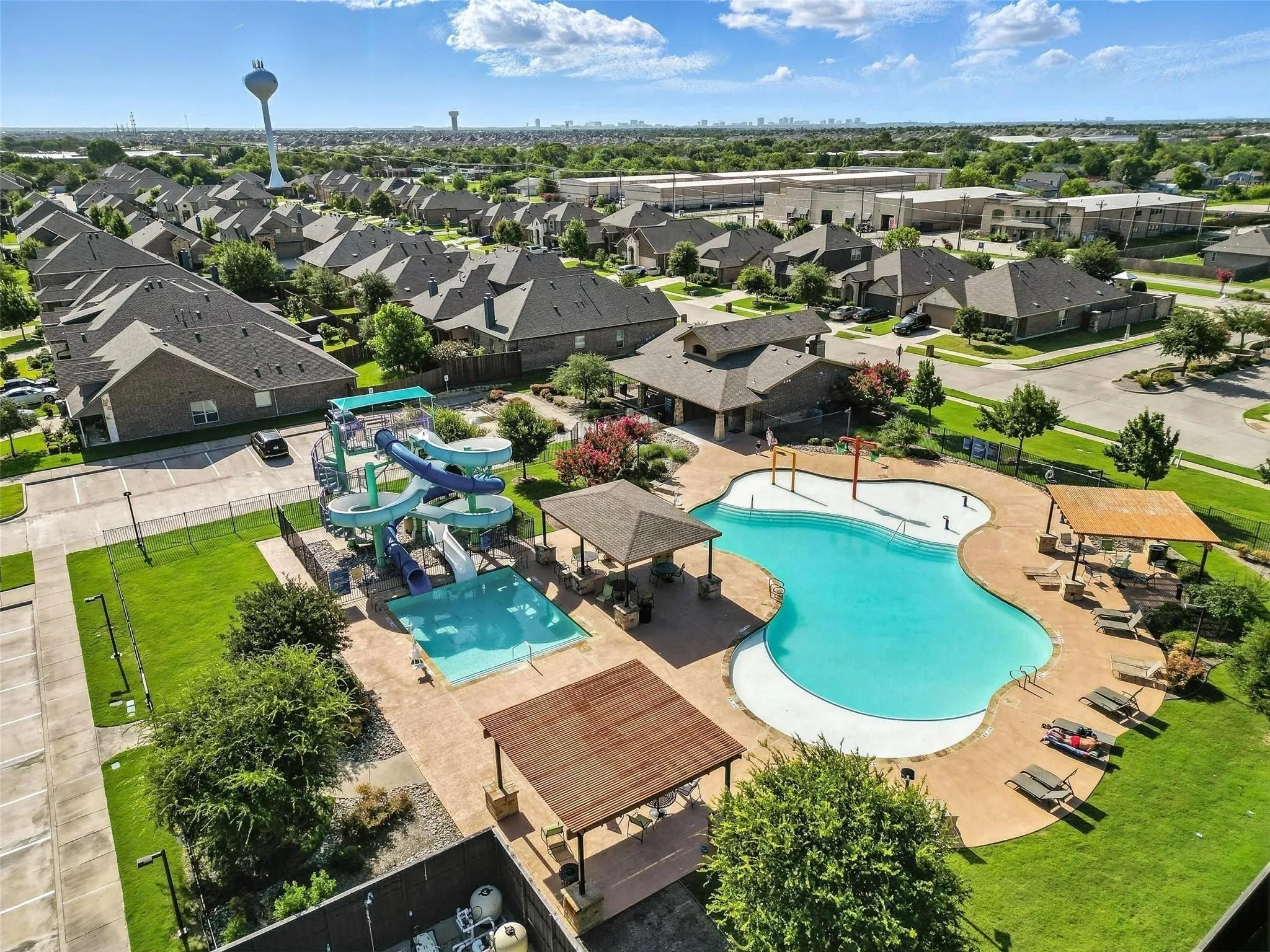 Single Family Residence For Sale in Denton County , 4000 Blessington Drive, Frisco, Texas 75036, 3 Bedroom, 2 Bathroom, 2 Garage spaces, 2,033 Sqft, built in 2017, mls#21334346, Real Estate Agent in Frisco, Homes For Sale in Denton county, Homes For Sale in Frisco, Realtor in Frisco Texas, Real Estate Brokerage Independent Realty Texas, Luminita Cordes Realtor