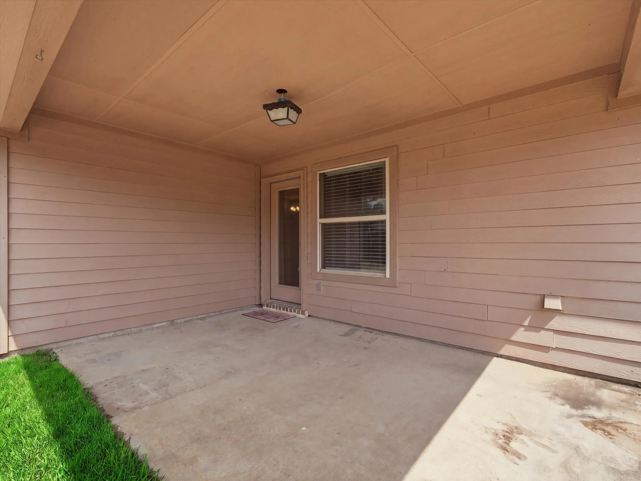 Single Family Residence For Sale in Denton County , 729 Countryside Drive, Aubrey, Texas 76227, 3 Bedroom, 2 Bathroom, 2 Garage spaces, 1,303 Sqft, built in 2010, mls#21339737, Real Estate Agent in Aubrey, Homes For Sale in Denton county, Homes For Sale in Aubrey, Realtor in Aubrey Texas, Real Estate Brokerage Independent Realty Texas, Luminita Cordes Realtor