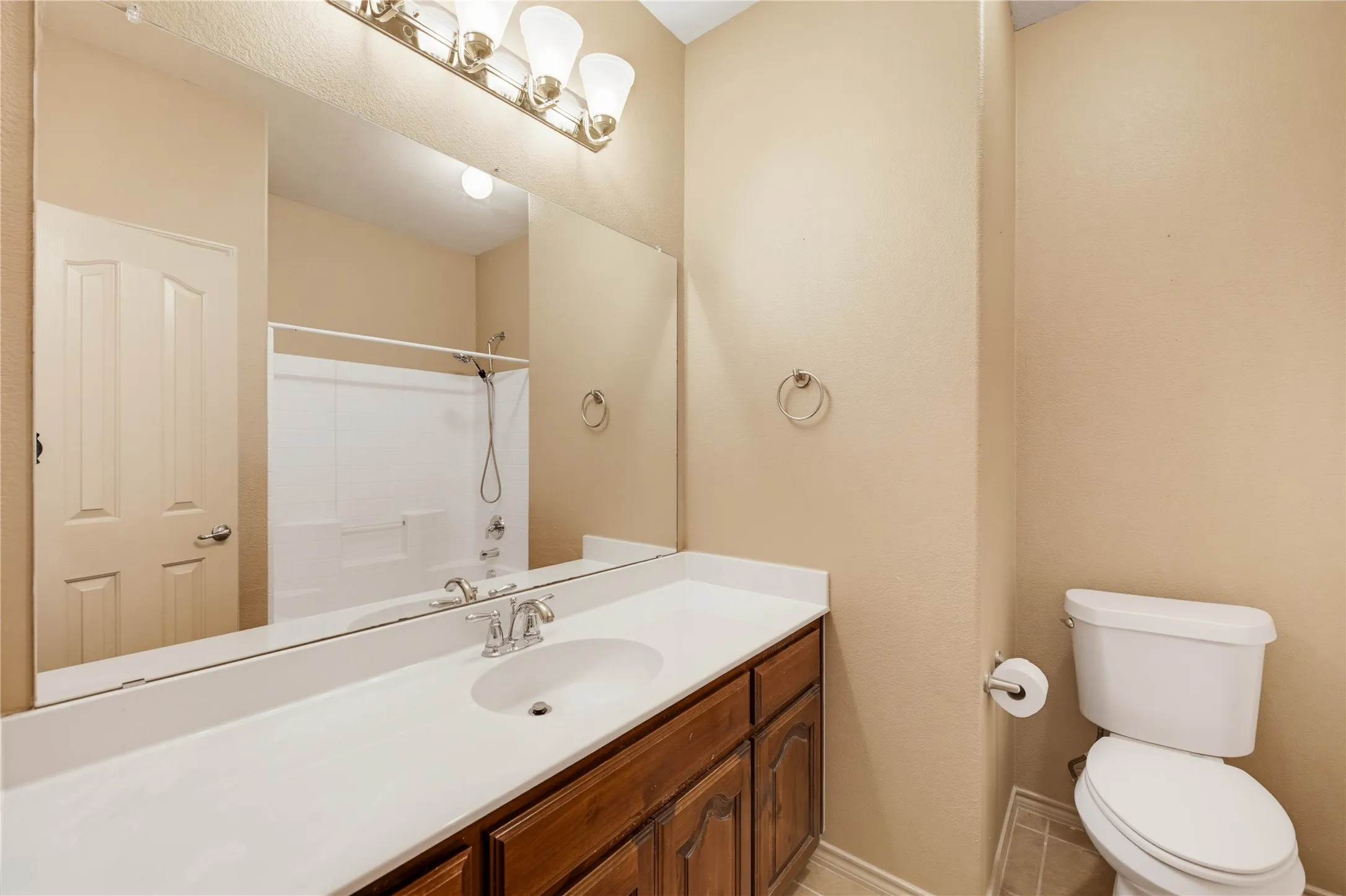 Downstairs spare bathroom!