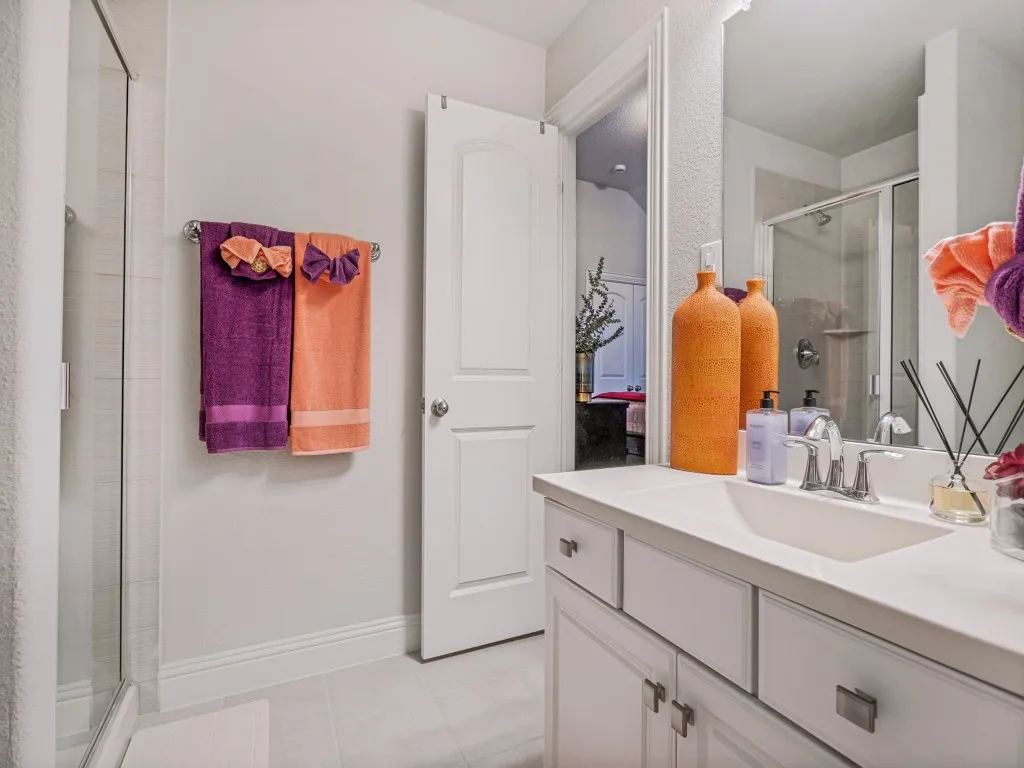 Single Family Residence For Sale in Collin County , 107 Live Oak Drive, Wylie, Texas 75098, 4 Bedroom, 4 Bathroom, 2 Garage spaces, 3,030 Sqft, built in 2016, mls#21338905, Real Estate Agent in Wylie, Homes For Sale in Collin county, Homes For Sale in Wylie, Realtor in Wylie Texas, Real Estate Brokerage Independent Realty Texas, Luminita Cordes Realtor