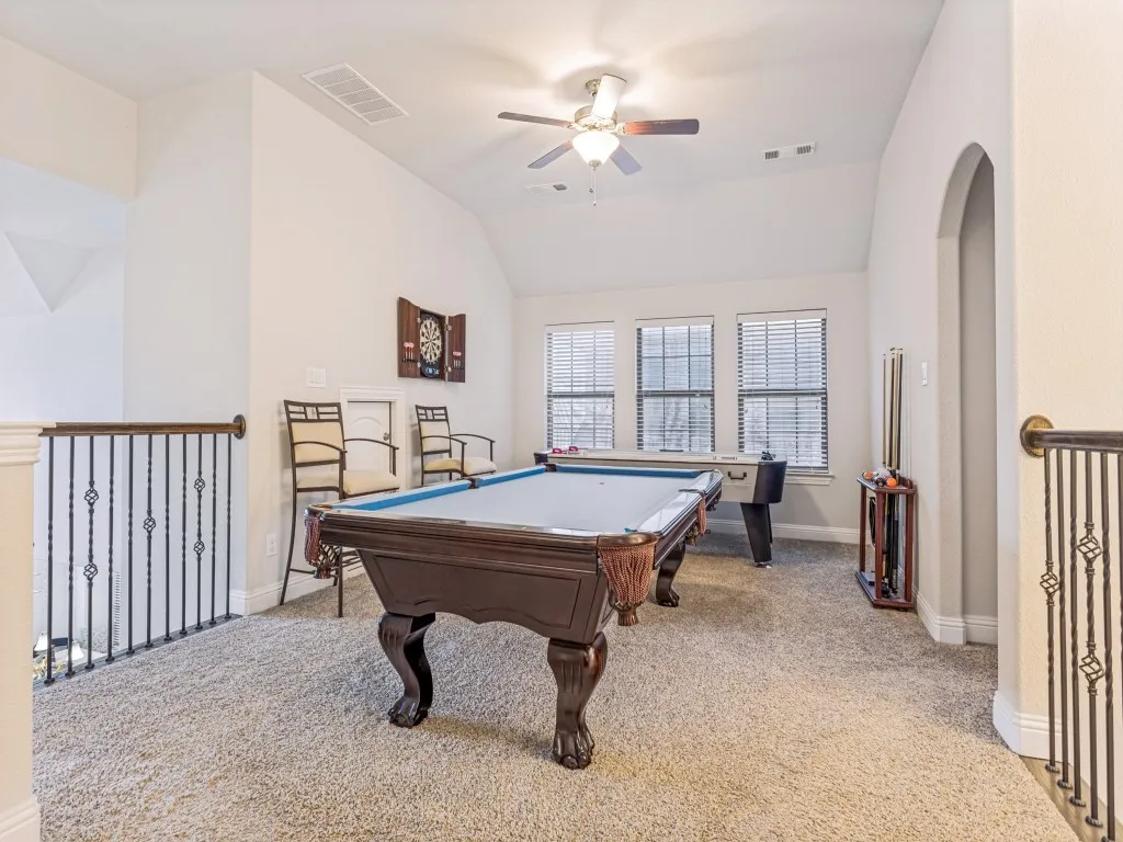 Single Family Residence For Sale in Collin County , 107 Live Oak Drive, Wylie, Texas 75098, 4 Bedroom, 4 Bathroom, 2 Garage spaces, 3,030 Sqft, built in 2016, mls#21338905, Real Estate Agent in Wylie, Homes For Sale in Collin county, Homes For Sale in Wylie, Realtor in Wylie Texas, Real Estate Brokerage Independent Realty Texas, Luminita Cordes Realtor