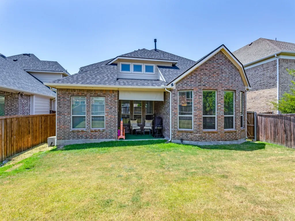 Single Family Residence For Sale in Collin County , 107 Live Oak Drive, Wylie, Texas 75098, 4 Bedroom, 4 Bathroom, 2 Garage spaces, 3,030 Sqft, built in 2016, mls#21338905, Real Estate Agent in Wylie, Homes For Sale in Collin county, Homes For Sale in Wylie, Realtor in Wylie Texas, Real Estate Brokerage Independent Realty Texas, Luminita Cordes Realtor