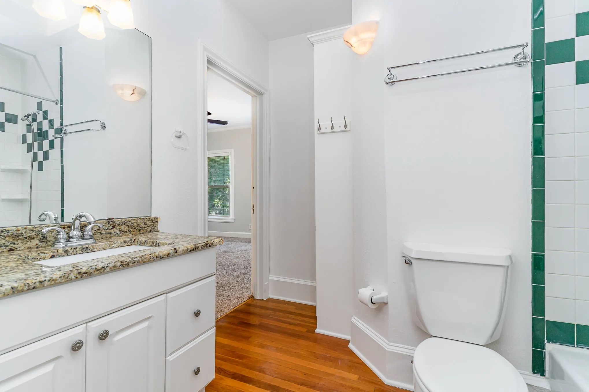 Duplex For Rent in Dallas County , 4124 Herschel Avenue, Dallas, Texas 75219, 2 Bedroom, 2 Bathroom, Garage spaces, 1,650 Sqft, built in 1928, mls#21339827, Real Estate Agent in Dallas, Homes For Rent in Dallas county, Homes For Rent in Dallas, Realtor in Dallas Texas, Real Estate Brokerage Independent Realty Texas, Luminita Cordes Realtor