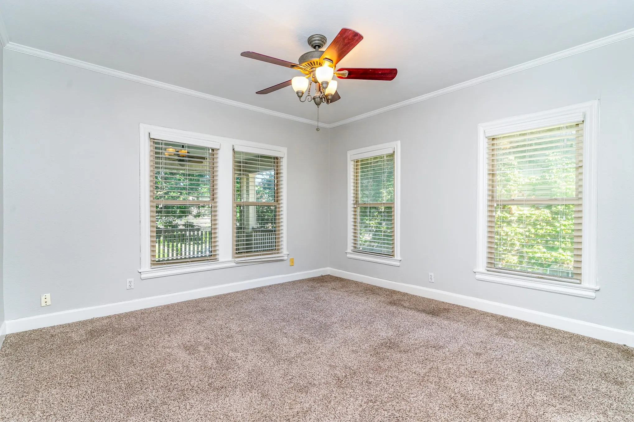 Duplex For Rent in Dallas County , 4124 Herschel Avenue, Dallas, Texas 75219, 2 Bedroom, 2 Bathroom, Garage spaces, 1,650 Sqft, built in 1928, mls#21339827, Real Estate Agent in Dallas, Homes For Rent in Dallas county, Homes For Rent in Dallas, Realtor in Dallas Texas, Real Estate Brokerage Independent Realty Texas, Luminita Cordes Realtor