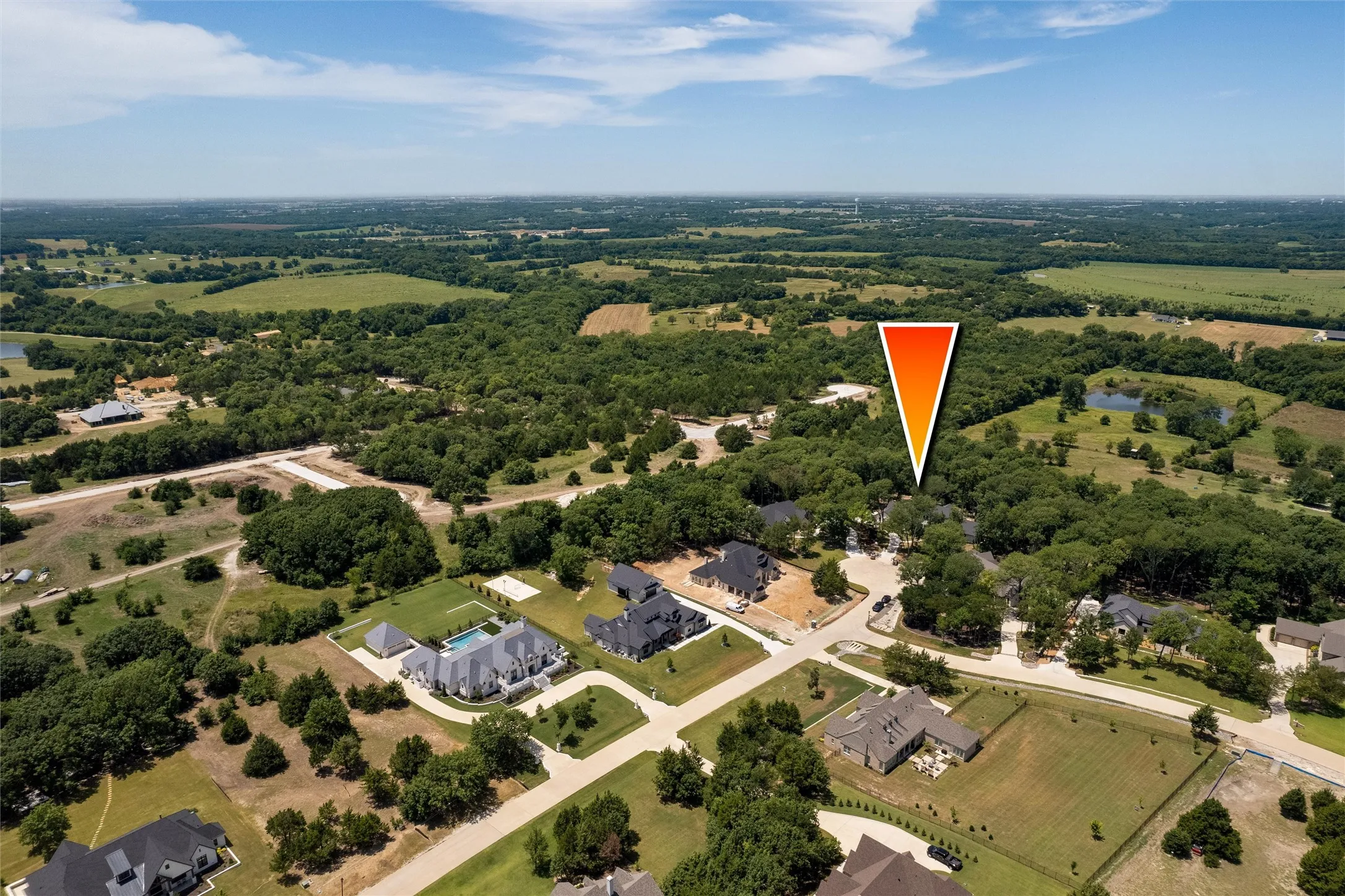 Single Family Residence For Sale in Grayson County , 507 Abagail Lane, Van Alstyne, Texas 75495, 4 Bedroom, 5 Bathroom, 3 Garage spaces, 5,600 Sqft, built in 2026, mls#21339532, Real Estate Agent in Van Alstyne, Homes For Sale in Grayson county, Homes For Sale in Van Alstyne, Realtor in Van Alstyne Texas, Real Estate Brokerage Independent Realty Texas, Luminita Cordes Realtor