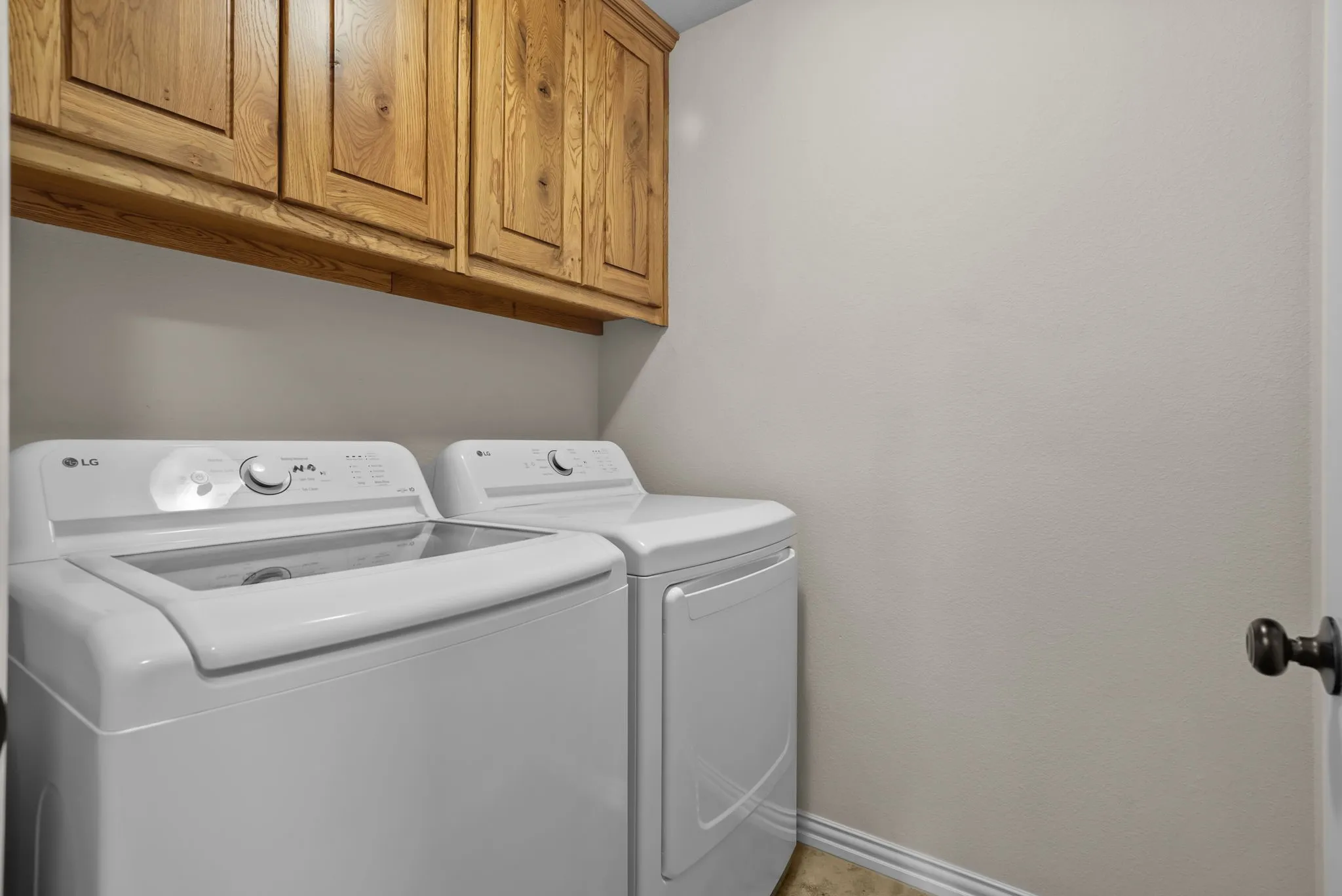 Single Family Residence For Sale in Parker County , 1261 Newcastle Drive, Weatherford, Texas 76086, 3 Bedroom, 2 Bathroom, 2 Garage spaces, 1,403 Sqft, built in 2015, mls#21339830, Real Estate Agent in Weatherford, Homes For Sale in Parker county, Homes For Sale in Weatherford, Realtor in Weatherford Texas, Real Estate Brokerage Independent Realty Texas, Luminita Cordes Realtor