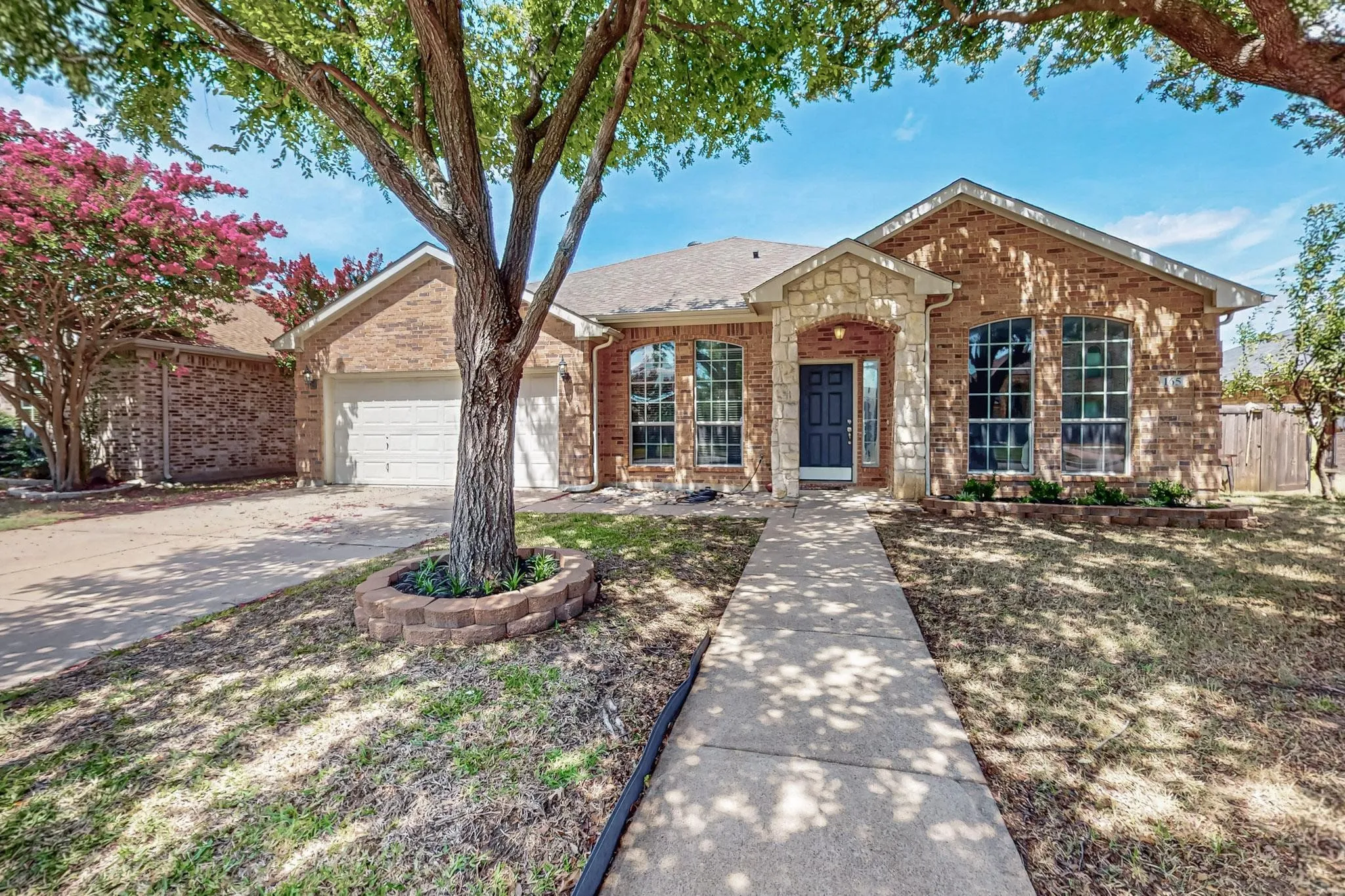 Single Family Residence For Rent in Tarrant County , 165 Hirth Drive, Crowley, Texas 76036, 4 Bedroom, 2 Bathroom, 2 Garage spaces, 2,164 Sqft, built in 2003, mls#21335809, Real Estate Agent in Crowley, Homes For Rent in Tarrant county, Homes For Rent in Crowley, Realtor in Crowley Texas, Real Estate Brokerage Independent Realty Texas, Luminita Cordes Realtor