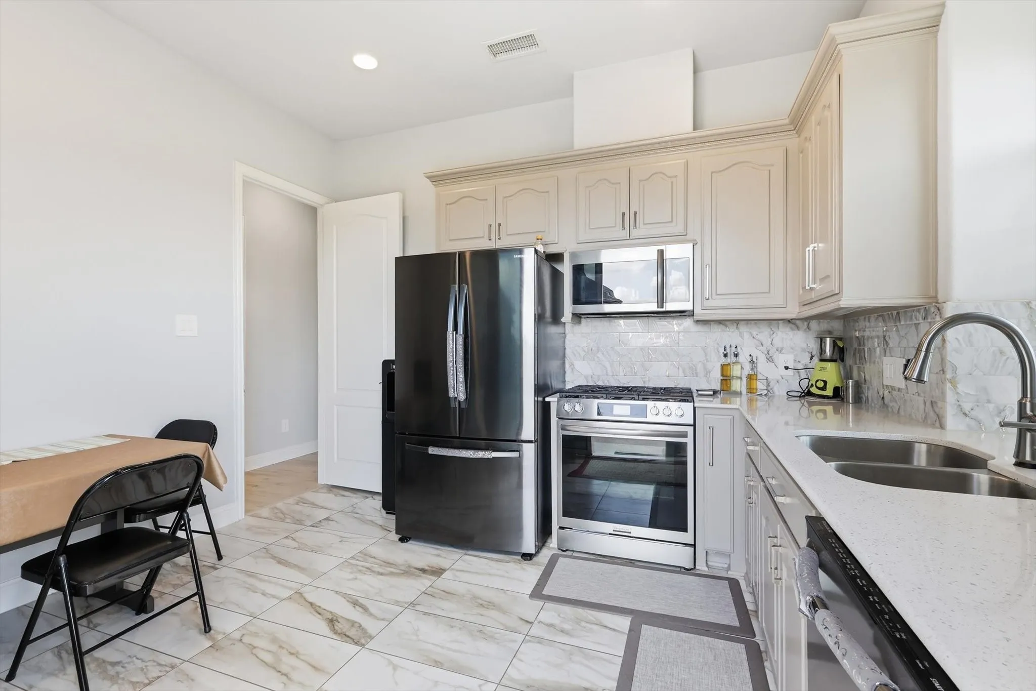 2nd kitchen with appliances
