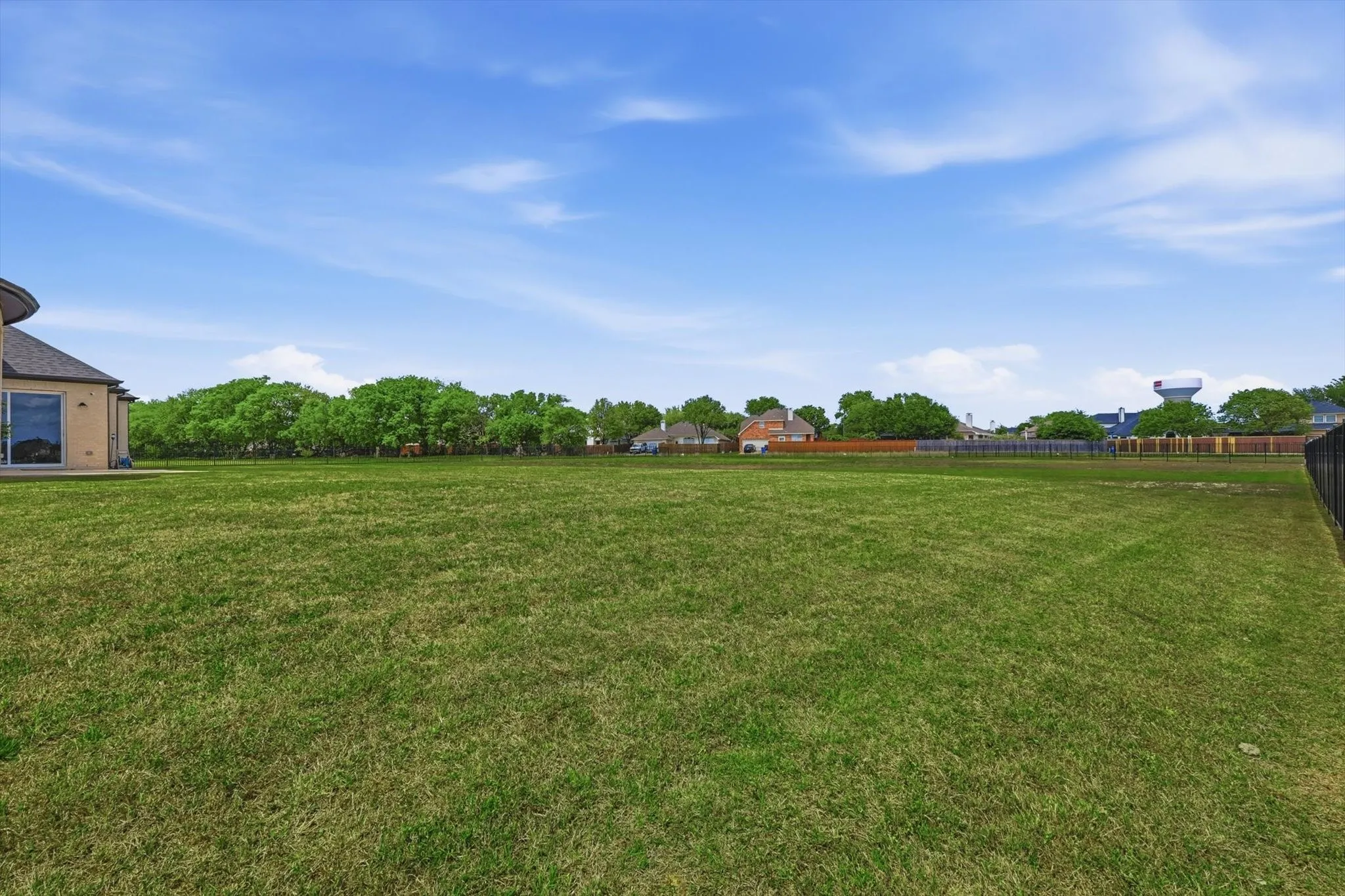 Single Family Residence For Sale in Collin County , 5013 Whisper Drive, Parker, Texas 75002, 5 Bedroom, 6 Bathroom, 4 Garage spaces, 6,372 Sqft, built in 2021, mls#21339818, Real Estate Agent in Parker, Homes For Sale in Collin county, Homes For Sale in Parker, Realtor in Parker Texas, Real Estate Brokerage Independent Realty Texas, Luminita Cordes Realtor