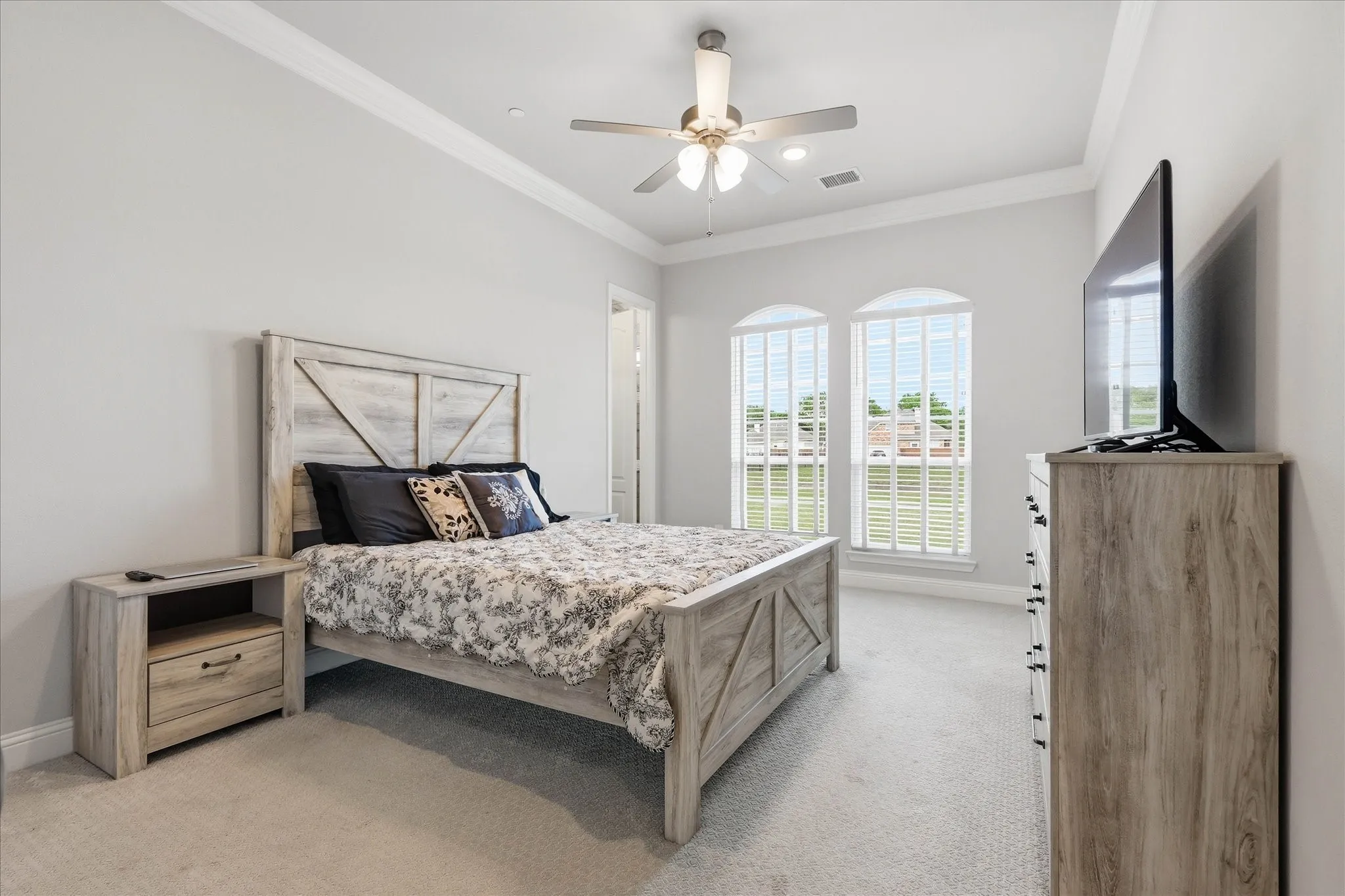 Guest bedroom downstairs