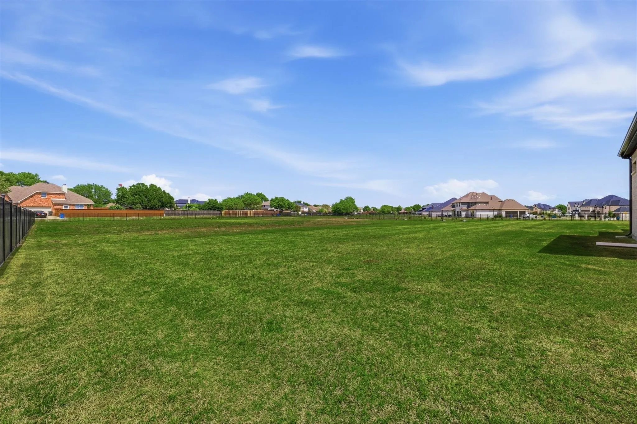Single Family Residence For Sale in Collin County , 5013 Whisper Drive, Parker, Texas 75002, 5 Bedroom, 6 Bathroom, 4 Garage spaces, 6,372 Sqft, built in 2021, mls#21339818, Real Estate Agent in Parker, Homes For Sale in Collin county, Homes For Sale in Parker, Realtor in Parker Texas, Real Estate Brokerage Independent Realty Texas, Luminita Cordes Realtor