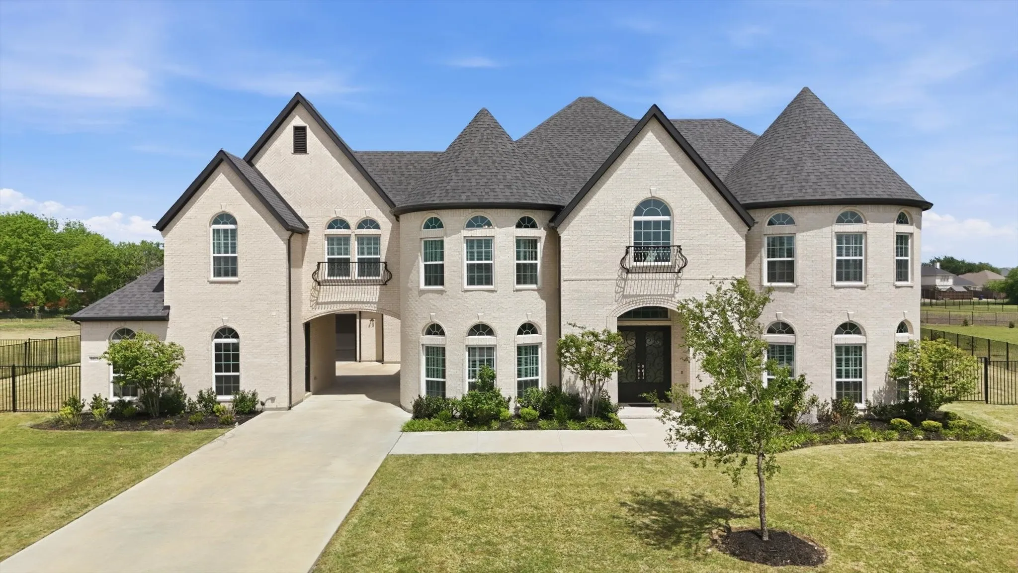 Single Family Residence For Sale