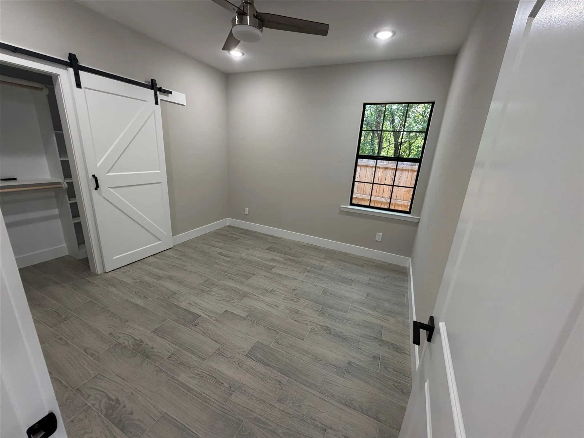 Single Family Residence For Sale in Hood County , 3025 Red Oak Drive, Granbury, Texas 76048, 3 Bedroom, 2 Bathroom, 2 Garage spaces, 1,418 Sqft, built in 2025, mls#21338043, Real Estate Agent in Granbury, Homes For Sale in Hood county, Homes For Sale in Granbury, Realtor in Granbury Texas, Real Estate Brokerage Independent Realty Texas, Luminita Cordes Realtor