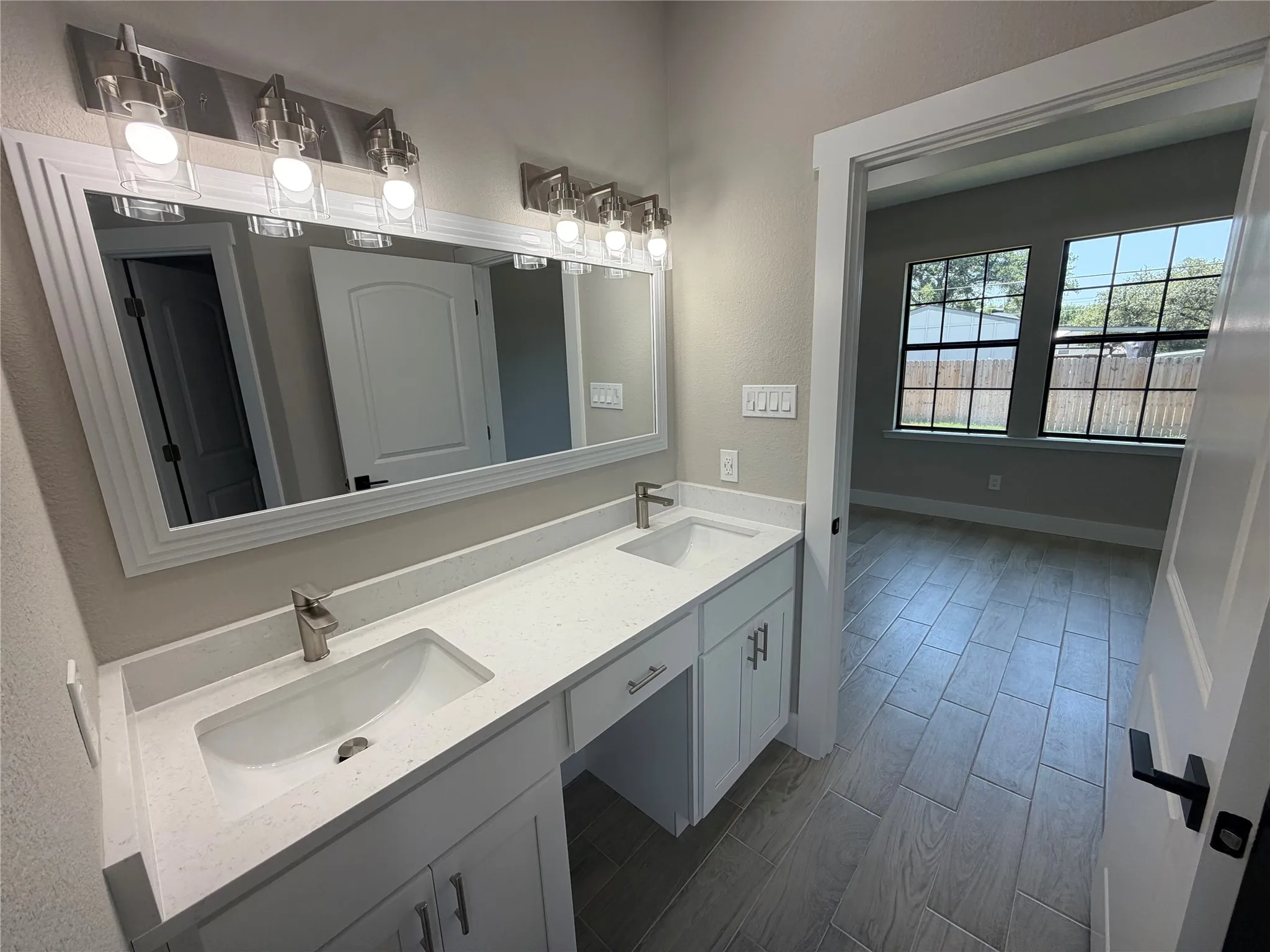 Single Family Residence For Sale in Hood County , 3025 Red Oak Drive, Granbury, Texas 76048, 3 Bedroom, 2 Bathroom, 2 Garage spaces, 1,418 Sqft, built in 2025, mls#21338043, Real Estate Agent in Granbury, Homes For Sale in Hood county, Homes For Sale in Granbury, Realtor in Granbury Texas, Real Estate Brokerage Independent Realty Texas, Luminita Cordes Realtor