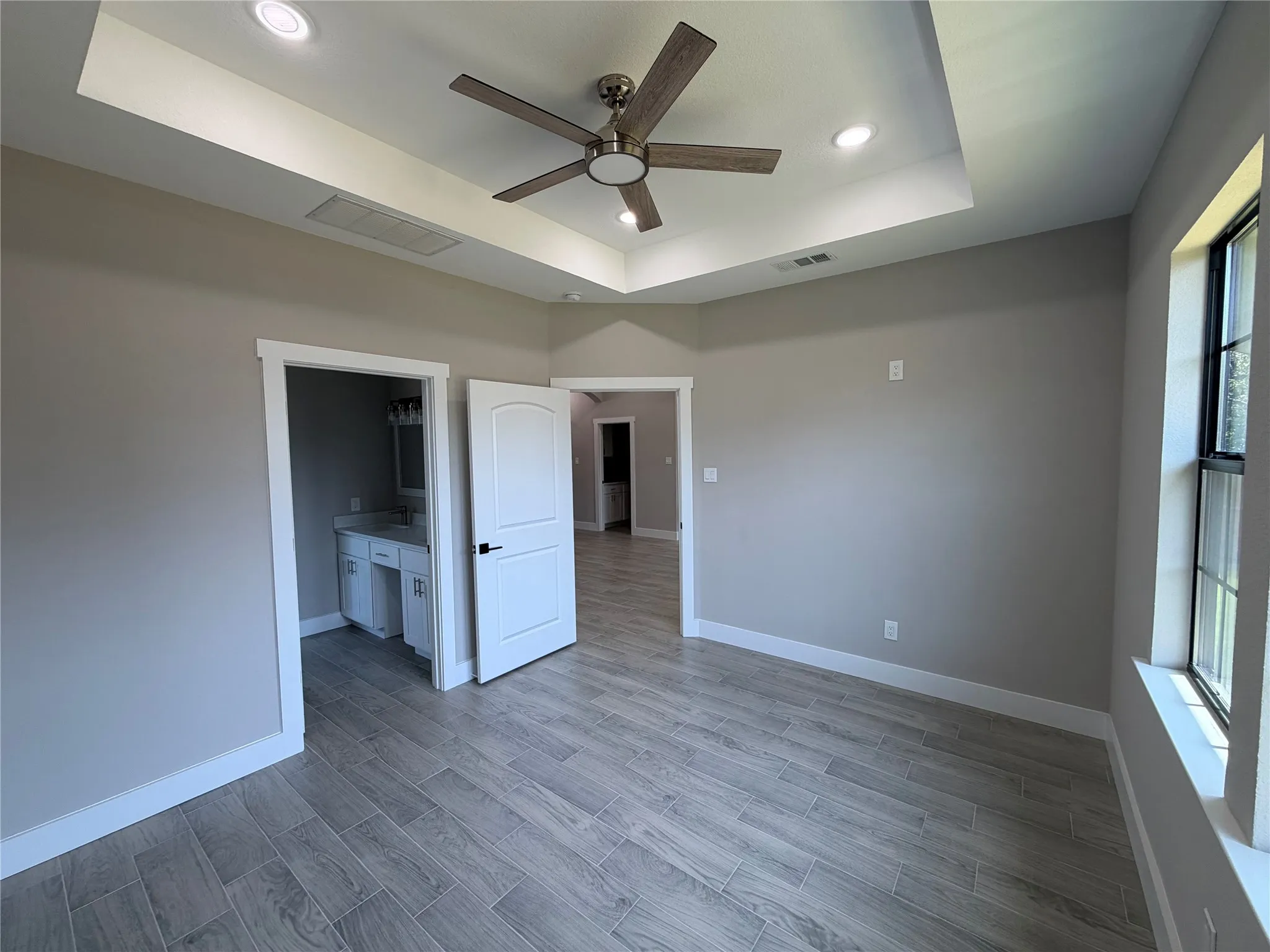 Single Family Residence For Sale in Hood County , 3025 Red Oak Drive, Granbury, Texas 76048, 3 Bedroom, 2 Bathroom, 2 Garage spaces, 1,418 Sqft, built in 2025, mls#21338043, Real Estate Agent in Granbury, Homes For Sale in Hood county, Homes For Sale in Granbury, Realtor in Granbury Texas, Real Estate Brokerage Independent Realty Texas, Luminita Cordes Realtor