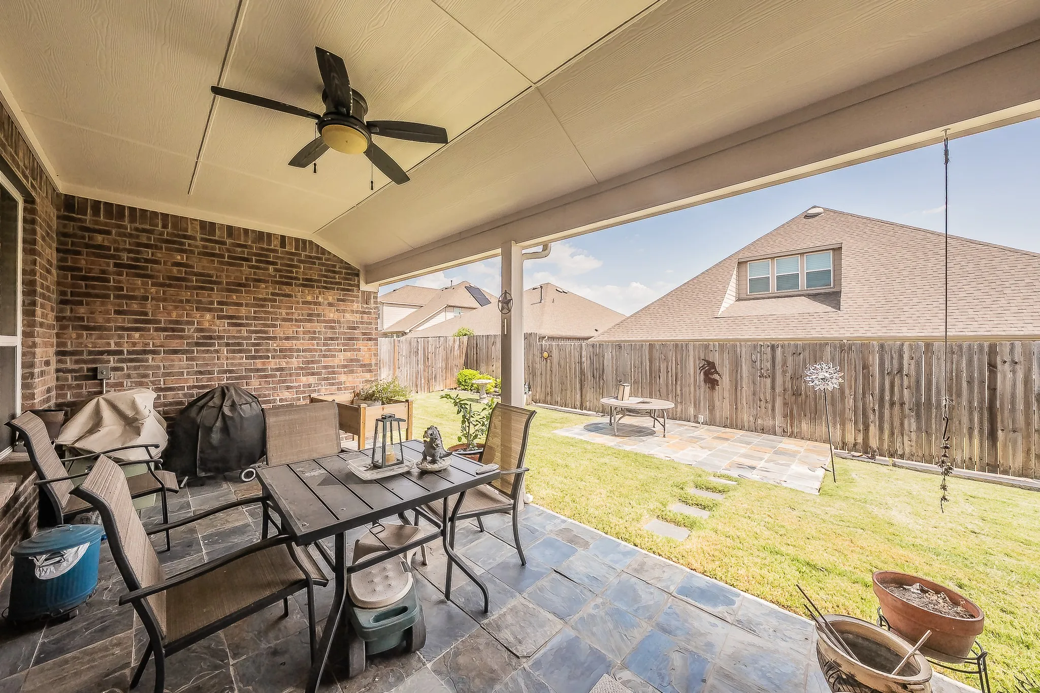 Single Family Residence For Sale in Tarrant County , 1908 Brahorn Lane, Fort Worth, Texas 76131, 3 Bedroom, 2 Bathroom, 2 Garage spaces, 2,462 Sqft, built in 2016, mls#21339810, Real Estate Agent in Fort Worth, Homes For Sale in Tarrant county, Homes For Sale in Fort Worth, Realtor in Fort Worth Texas, Real Estate Brokerage Independent Realty Texas, Luminita Cordes Realtor