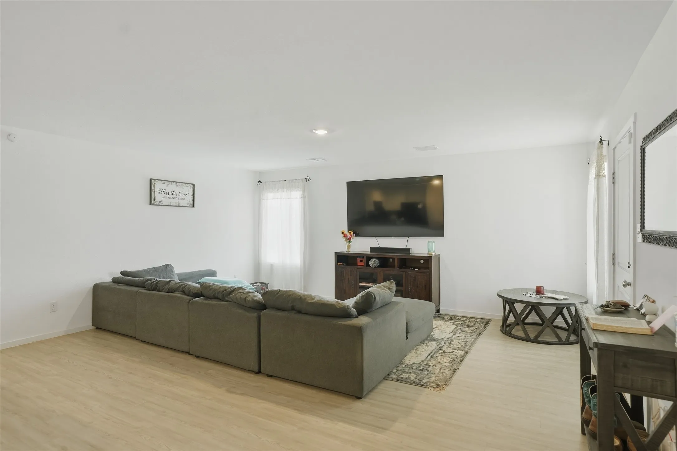 Single Family Residence For Rent in Denton County , 4032 Criollo Court, Providence Village, Texas 76227, 3 Bedroom, 2 Bathroom, 2 Garage spaces, 1,436 Sqft, built in 2024, mls#21339747, Real Estate Agent in Providence Village, Homes For Rent in Denton county, Homes For Rent in Providence Village, Realtor in Providence Village Texas, Real Estate Brokerage Independent Realty Texas, Luminita Cordes Realtor