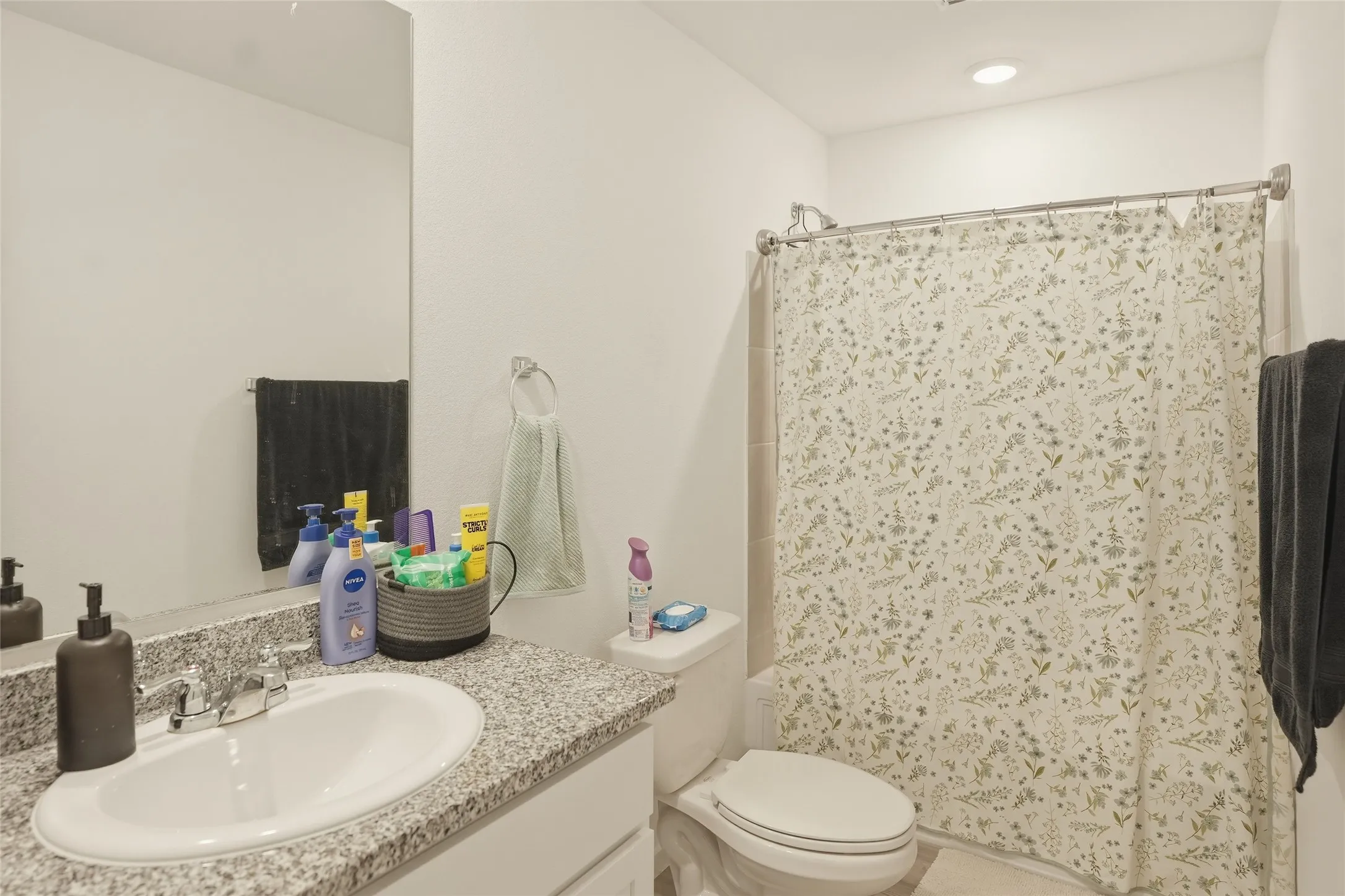 Single Family Residence For Rent in Denton County , 4032 Criollo Court, Providence Village, Texas 76227, 3 Bedroom, 2 Bathroom, 2 Garage spaces, 1,436 Sqft, built in 2024, mls#21339747, Real Estate Agent in Providence Village, Homes For Rent in Denton county, Homes For Rent in Providence Village, Realtor in Providence Village Texas, Real Estate Brokerage Independent Realty Texas, Luminita Cordes Realtor