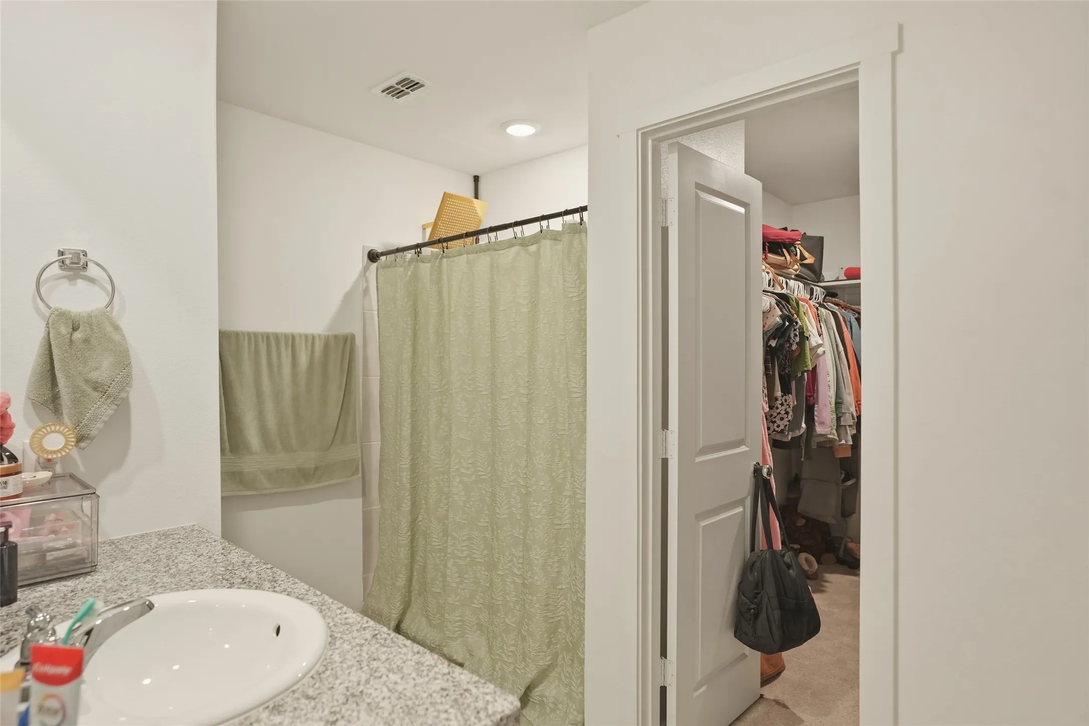 Single Family Residence For Rent in Denton County , 4032 Criollo Court, Providence Village, Texas 76227, 3 Bedroom, 2 Bathroom, 2 Garage spaces, 1,436 Sqft, built in 2024, mls#21339747, Real Estate Agent in Providence Village, Homes For Rent in Denton county, Homes For Rent in Providence Village, Realtor in Providence Village Texas, Real Estate Brokerage Independent Realty Texas, Luminita Cordes Realtor