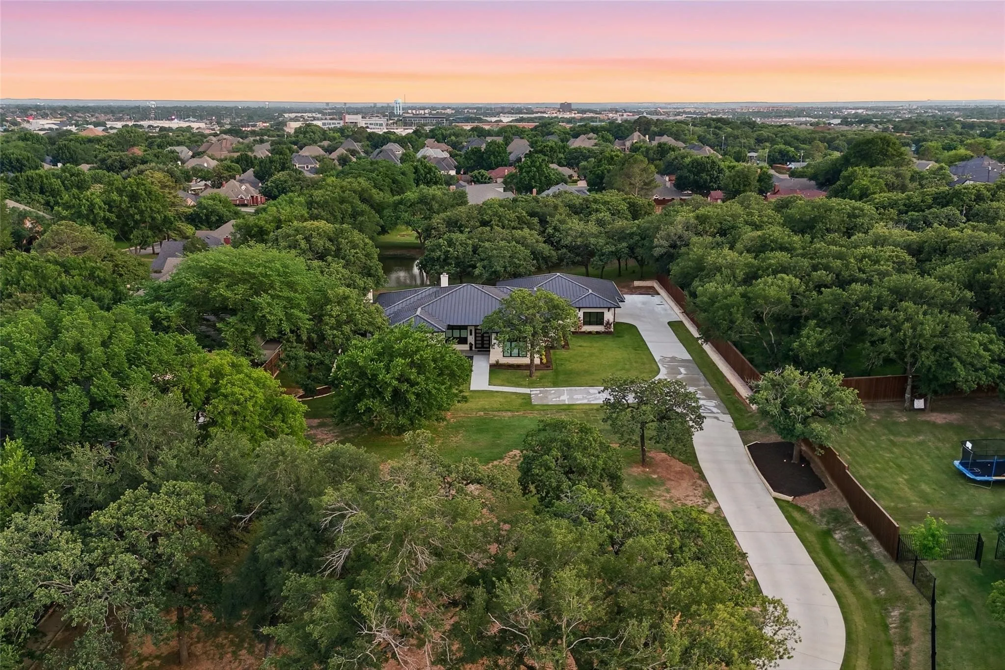 Single Family Residence For Sale in Tarrant County , 6717 Brazos Bend Drive, North Richland Hills, Texas 76182, 4 Bedroom, 4 Bathroom, 3 Garage spaces, 4,431 Sqft, built in 2023, mls#21337751, Real Estate Agent in North Richland Hills, Homes For Sale in Tarrant county, Homes For Sale in North Richland Hills, Realtor in North Richland Hills Texas, Real Estate Brokerage Independent Realty Texas, Luminita Cordes Realtor