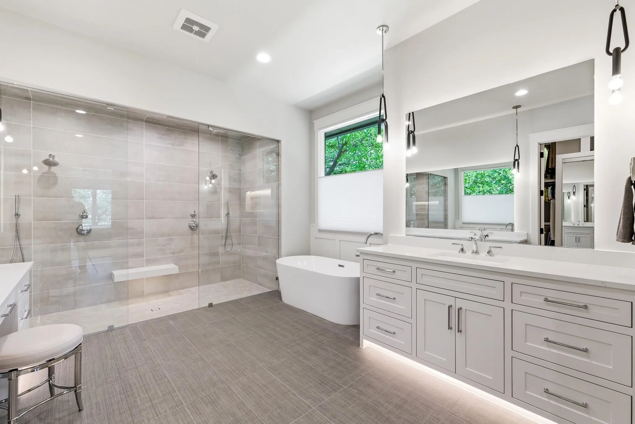 Single Family Residence For Sale in Tarrant County , 6717 Brazos Bend Drive, North Richland Hills, Texas 76182, 4 Bedroom, 4 Bathroom, 3 Garage spaces, 4,431 Sqft, built in 2023, mls#21337751, Real Estate Agent in North Richland Hills, Homes For Sale in Tarrant county, Homes For Sale in North Richland Hills, Realtor in North Richland Hills Texas, Real Estate Brokerage Independent Realty Texas, Luminita Cordes Realtor