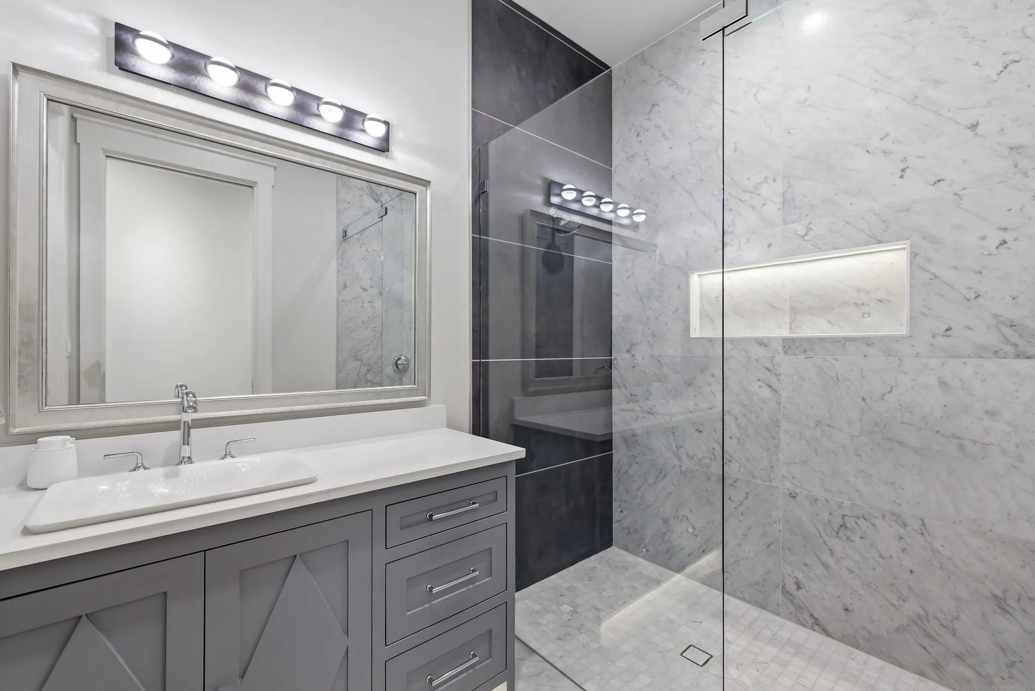 Single Family Residence For Sale in Tarrant County , 6717 Brazos Bend Drive, North Richland Hills, Texas 76182, 4 Bedroom, 4 Bathroom, 3 Garage spaces, 4,431 Sqft, built in 2023, mls#21337751, Real Estate Agent in North Richland Hills, Homes For Sale in Tarrant county, Homes For Sale in North Richland Hills, Realtor in North Richland Hills Texas, Real Estate Brokerage Independent Realty Texas, Luminita Cordes Realtor