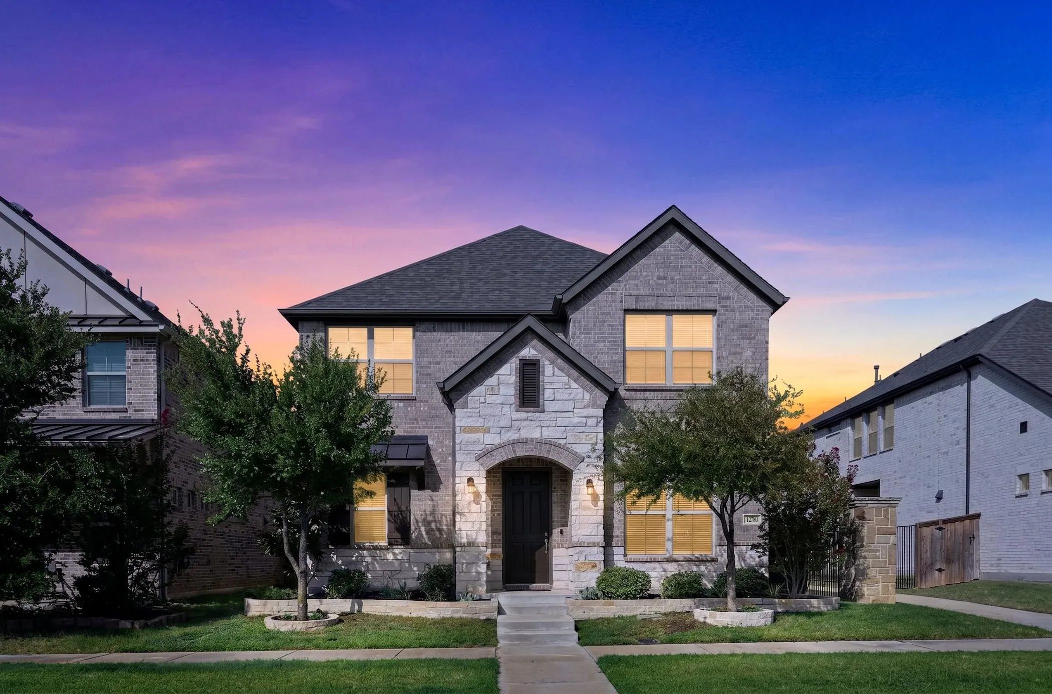 Single Family Residence For Sale in Dallas County , 12780 Friar Street, Farmers Branch, Texas 75234, 3 Bedroom, 3 Bathroom, 2 Garage spaces, 2,590 Sqft, built in 2020, mls#21337121, Real Estate Agent in Farmers Branch, Homes For Sale in Dallas county, Homes For Sale in Farmers Branch, Realtor in Farmers Branch Texas, Real Estate Brokerage Independent Realty Texas, Luminita Cordes Realtor