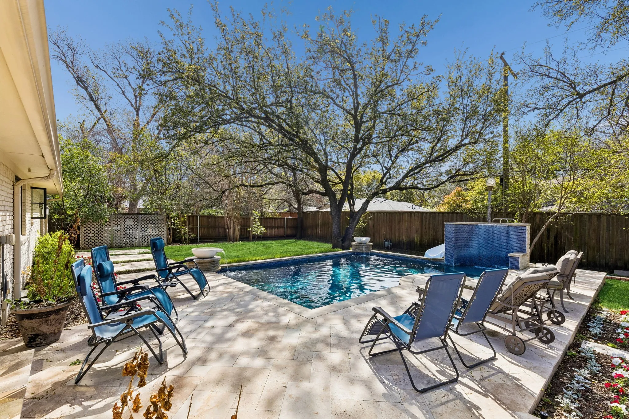 Single Family Residence For Sale in Dallas County , 5712 Ridgetown Circle, Dallas, Texas 75230, 4 Bedroom, 4 Bathroom, Garage spaces, 3,075 Sqft, built in 1960, mls#21339849, Real Estate Agent in Dallas, Homes For Sale in Dallas county, Homes For Sale in Dallas, Realtor in Dallas Texas, Real Estate Brokerage Independent Realty Texas, Luminita Cordes Realtor