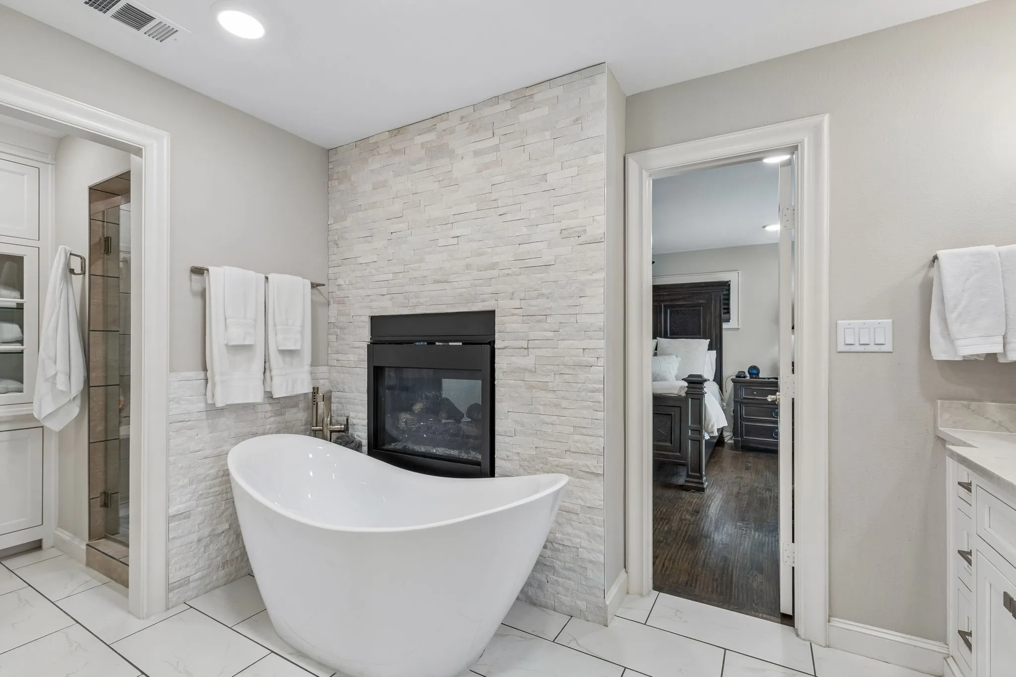 Beautiful soaking tub with fireplace
