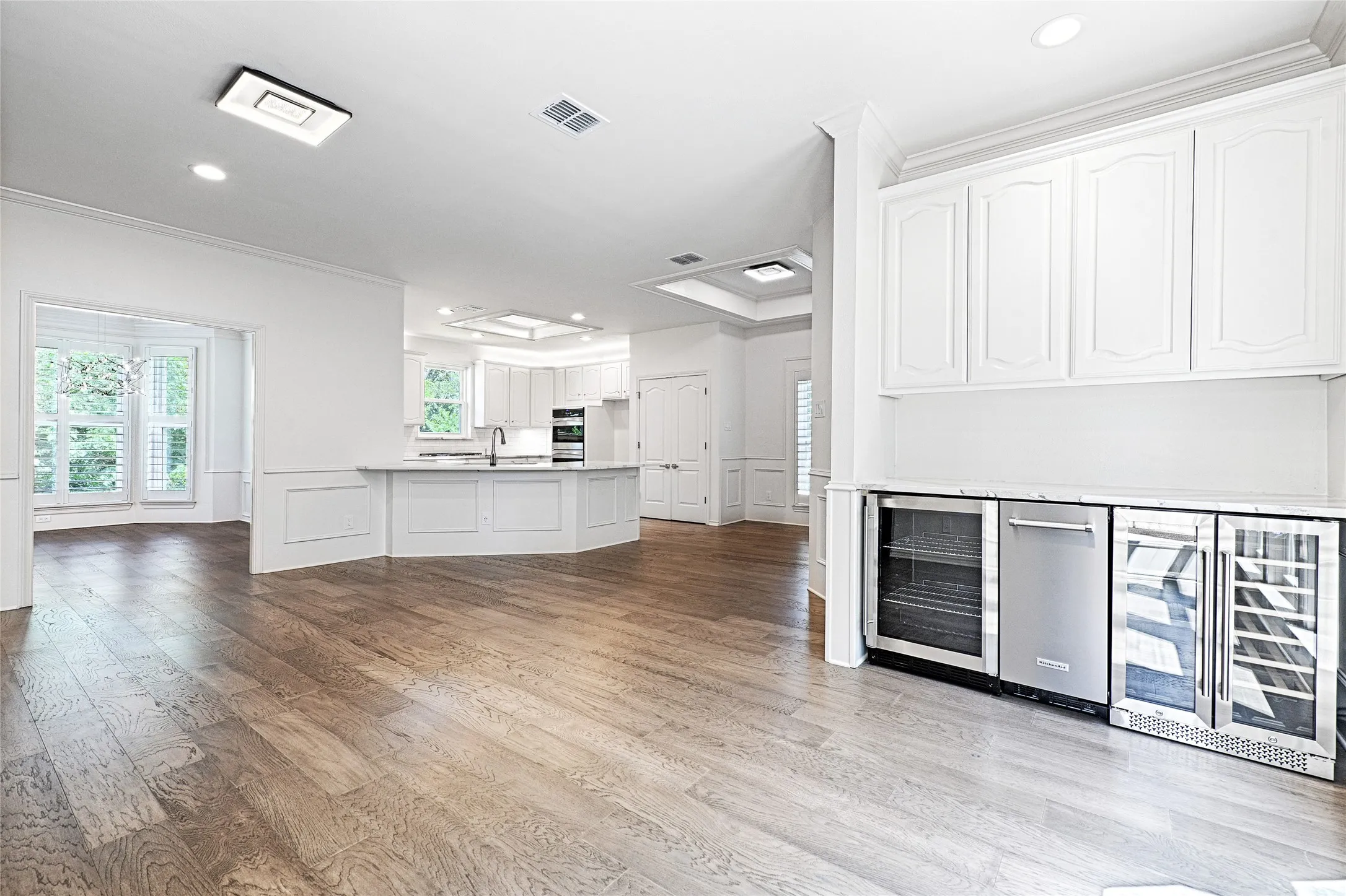 Single Family Residence For Sale in Denton County , 515 Craig Circle, Highland Village, Texas 75077, 4 Bedroom, 4 Bathroom, 2 Garage spaces, 3,021 Sqft, built in 1987, mls#21339645, Real Estate Agent in Highland Village, Homes For Sale in Denton county, Homes For Sale in Highland Village, Realtor in Highland Village Texas, Real Estate Brokerage Independent Realty Texas, Luminita Cordes Realtor