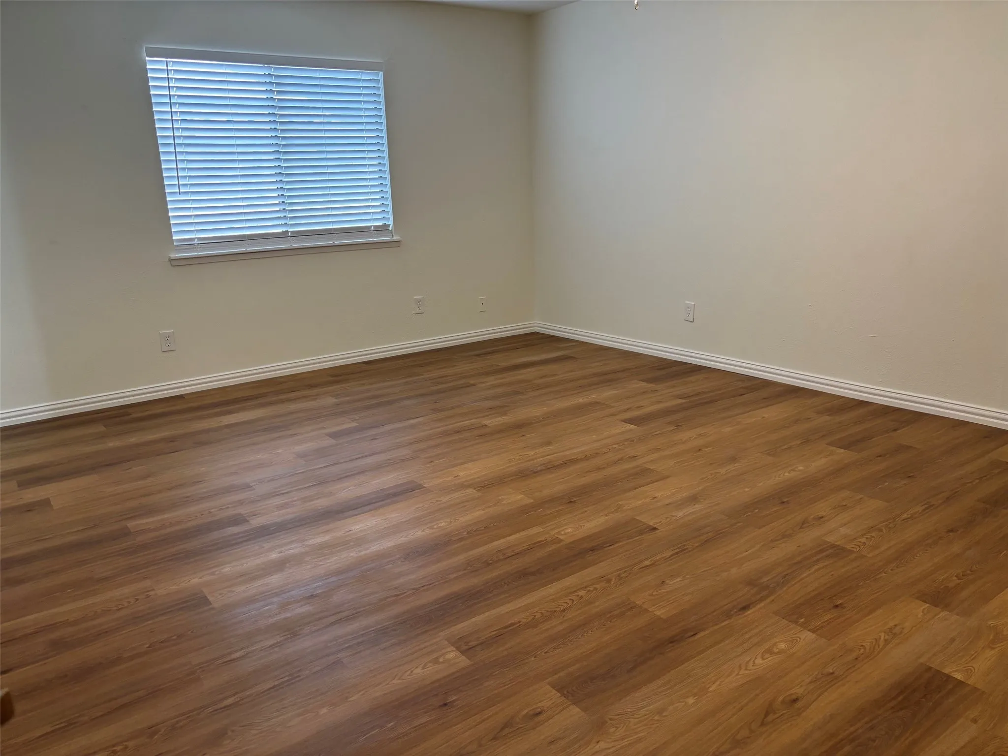 Single Family Residence For Rent in Dallas County , 522 Woodhurst Drive, Coppell, Texas 75019, 3 Bedroom, 2 Bathroom, 2 Garage spaces, 1,673 Sqft, built in 1979, mls#21336957, Real Estate Agent in Coppell, Homes For Rent in Dallas county, Homes For Rent in Coppell, Realtor in Coppell Texas, Real Estate Brokerage Independent Realty Texas, Luminita Cordes Realtor