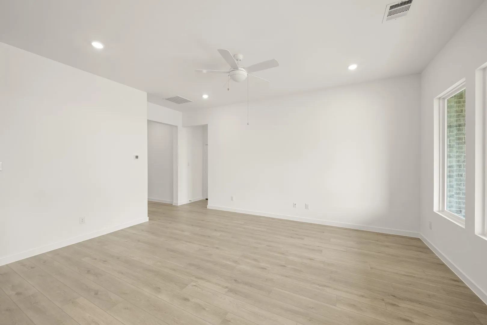 645 Tyronza- Living Room-2