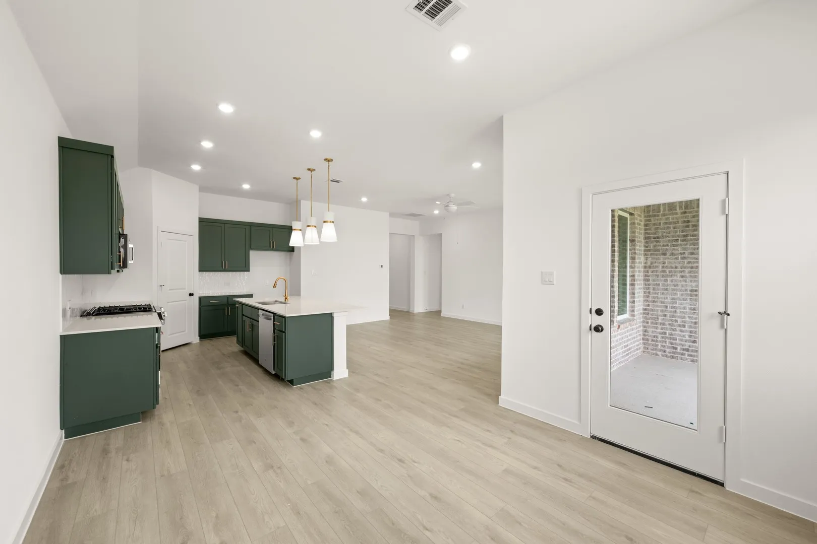 645 Tyronza- Dining Room-1