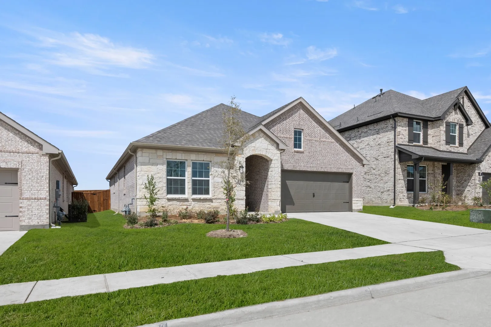 645 Tyronza- Front-2