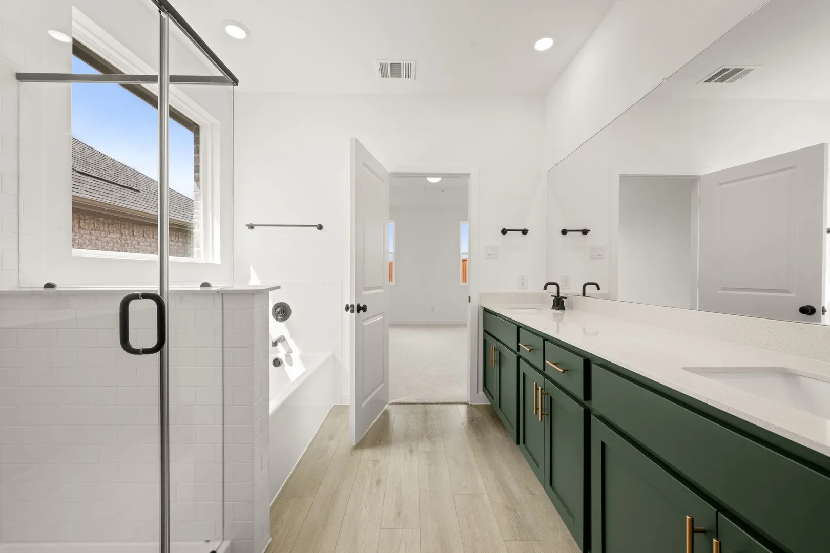645 Tyronza- Primary Suite-6