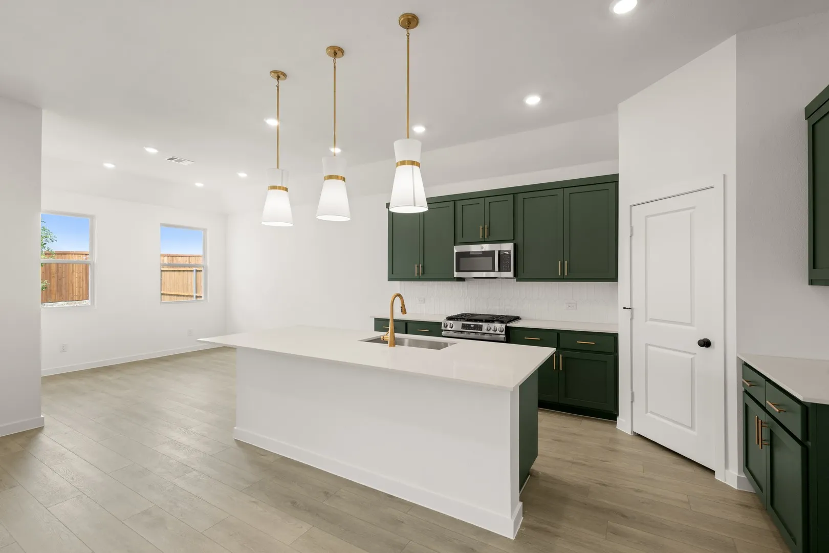 645 Tyronza- Kitchen-2