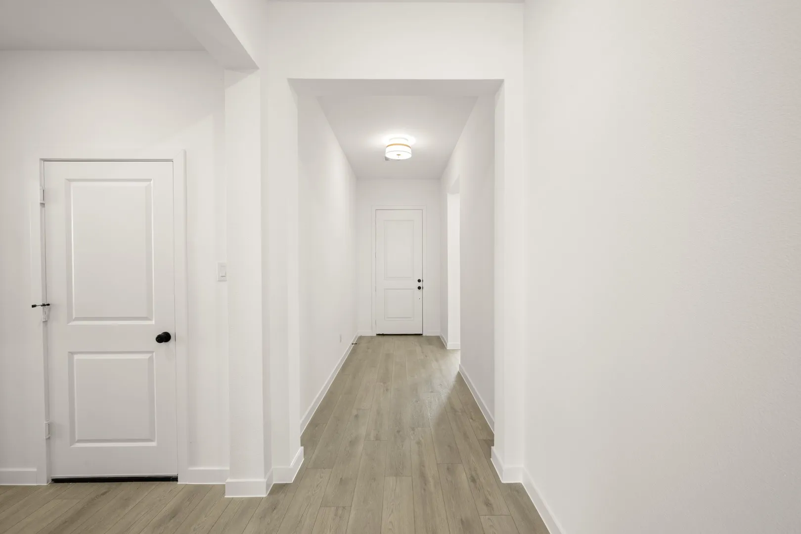 645 Tyronza- Entry-1