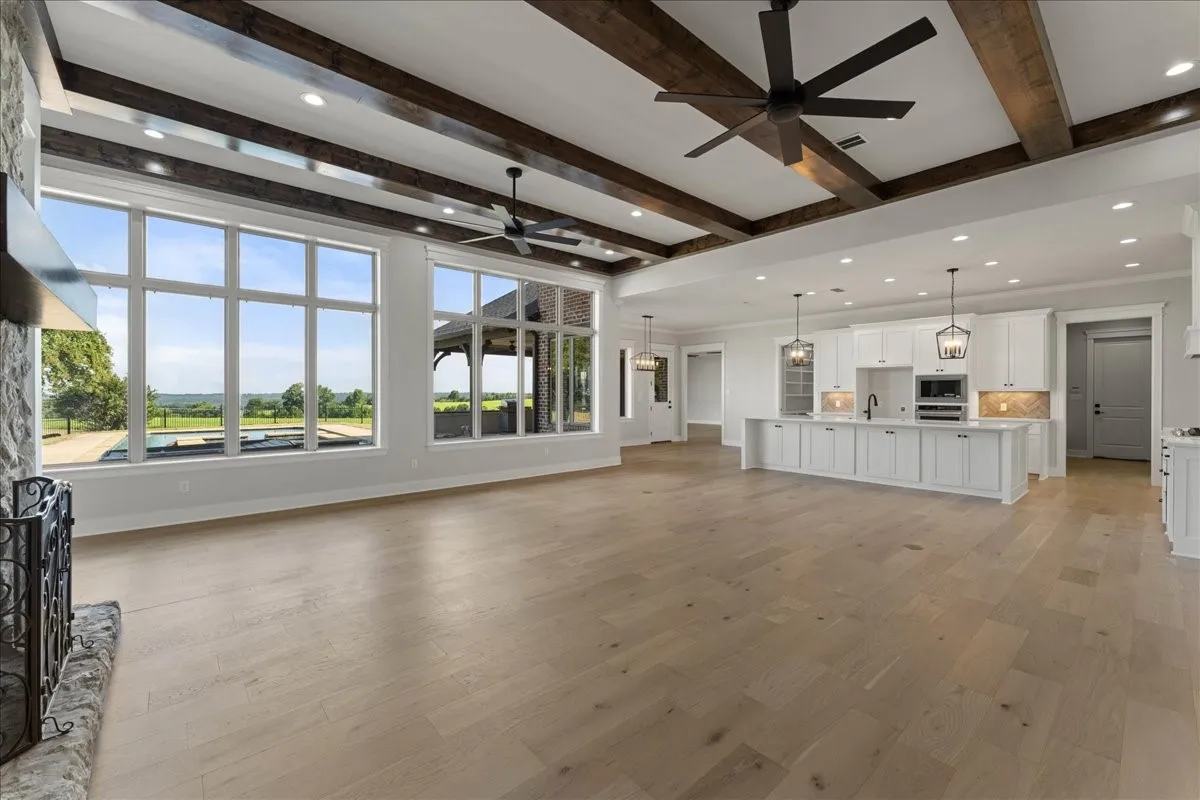 Single Family Residence For Sale in Smith County , 1442 County Road 313 E, Tyler, Texas 75706, 4 Bedrooms, 5 Bathrooms, 2 Garage spaces, 7,296 Sqft, built in 2007, Price $3,500,000, mls#21339856, Real Estate Agent in Tyler, Homes For Sale in Smith county, Homes For Sale in Tyler, Realtor in Tyler Texas, Real Estate Brokerage Independent Realty Texas, Luminita Cordes Realtor