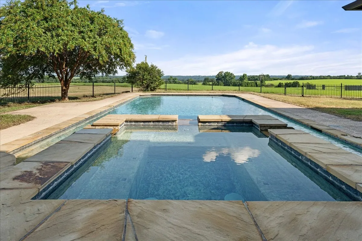 Single Family Residence For Sale in Smith County , 1442 County Road 313 E, Tyler, Texas 75706, 4 Bedrooms, 5 Bathrooms, 2 Garage spaces, 7,296 Sqft, built in 2007, Price $3,500,000, mls#21339856, Real Estate Agent in Tyler, Homes For Sale in Smith county, Homes For Sale in Tyler, Realtor in Tyler Texas, Real Estate Brokerage Independent Realty Texas, Luminita Cordes Realtor