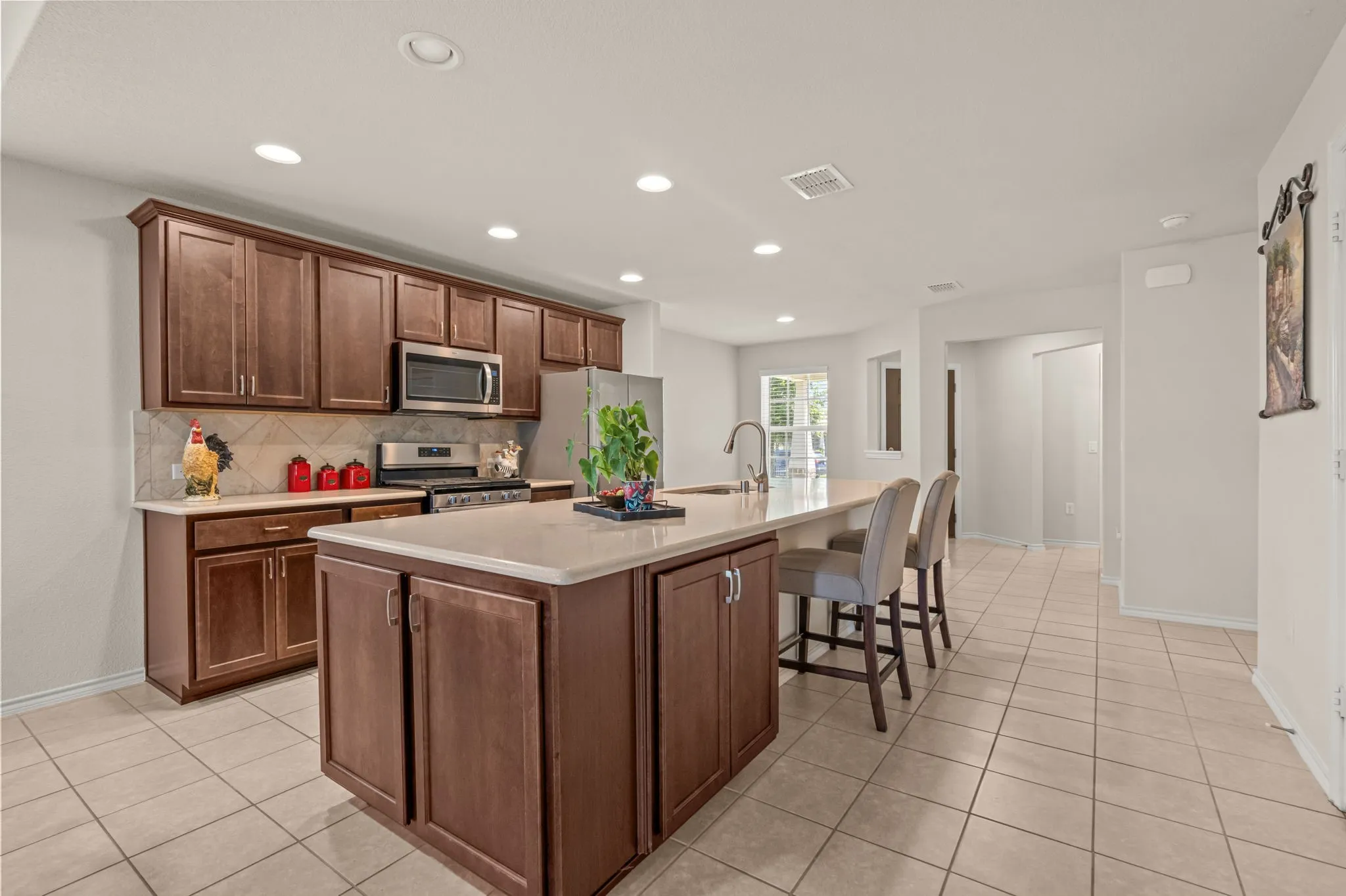 Single Family Residence For Sale in Collin County , 9121 Tranquil Trail, Mc Kinney, Texas 75071, 2 Bedroom, 2 Bathroom, 2 Garage spaces, 1,445 Sqft, built in 2019, mls#21333666, Real Estate Agent in Mc Kinney, Homes For Sale in Collin county, Homes For Sale in Mc Kinney, Realtor in Mc Kinney Texas, Real Estate Brokerage Independent Realty Texas, Luminita Cordes Realtor