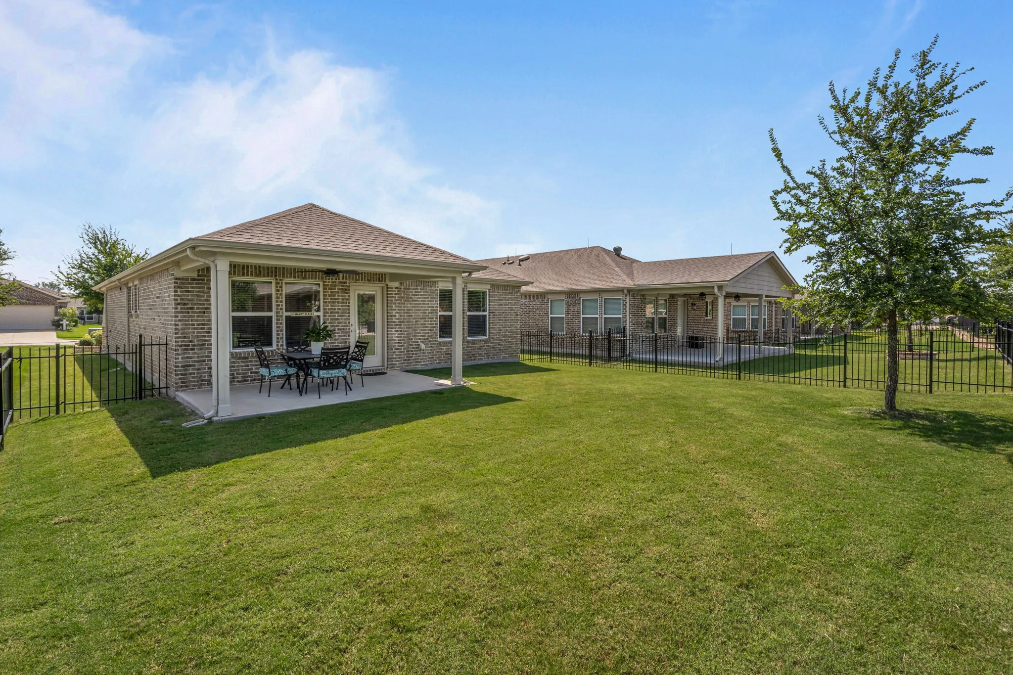 Single Family Residence For Sale in Collin County , 9121 Tranquil Trail, Mc Kinney, Texas 75071, 2 Bedroom, 2 Bathroom, 2 Garage spaces, 1,445 Sqft, built in 2019, mls#21333666, Real Estate Agent in Mc Kinney, Homes For Sale in Collin county, Homes For Sale in Mc Kinney, Realtor in Mc Kinney Texas, Real Estate Brokerage Independent Realty Texas, Luminita Cordes Realtor