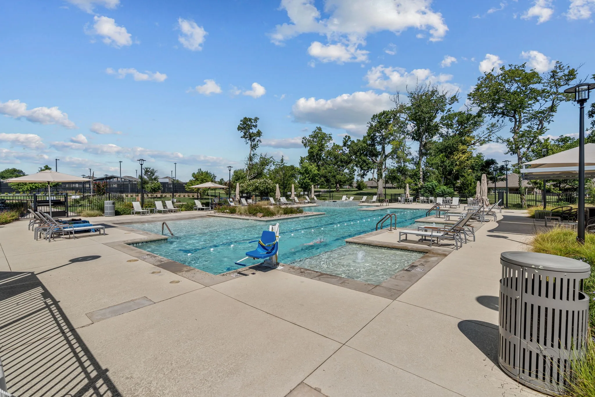 Single Family Residence For Sale in Collin County , 9121 Tranquil Trail, Mc Kinney, Texas 75071, 2 Bedroom, 2 Bathroom, 2 Garage spaces, 1,445 Sqft, built in 2019, mls#21333666, Real Estate Agent in Mc Kinney, Homes For Sale in Collin county, Homes For Sale in Mc Kinney, Realtor in Mc Kinney Texas, Real Estate Brokerage Independent Realty Texas, Luminita Cordes Realtor