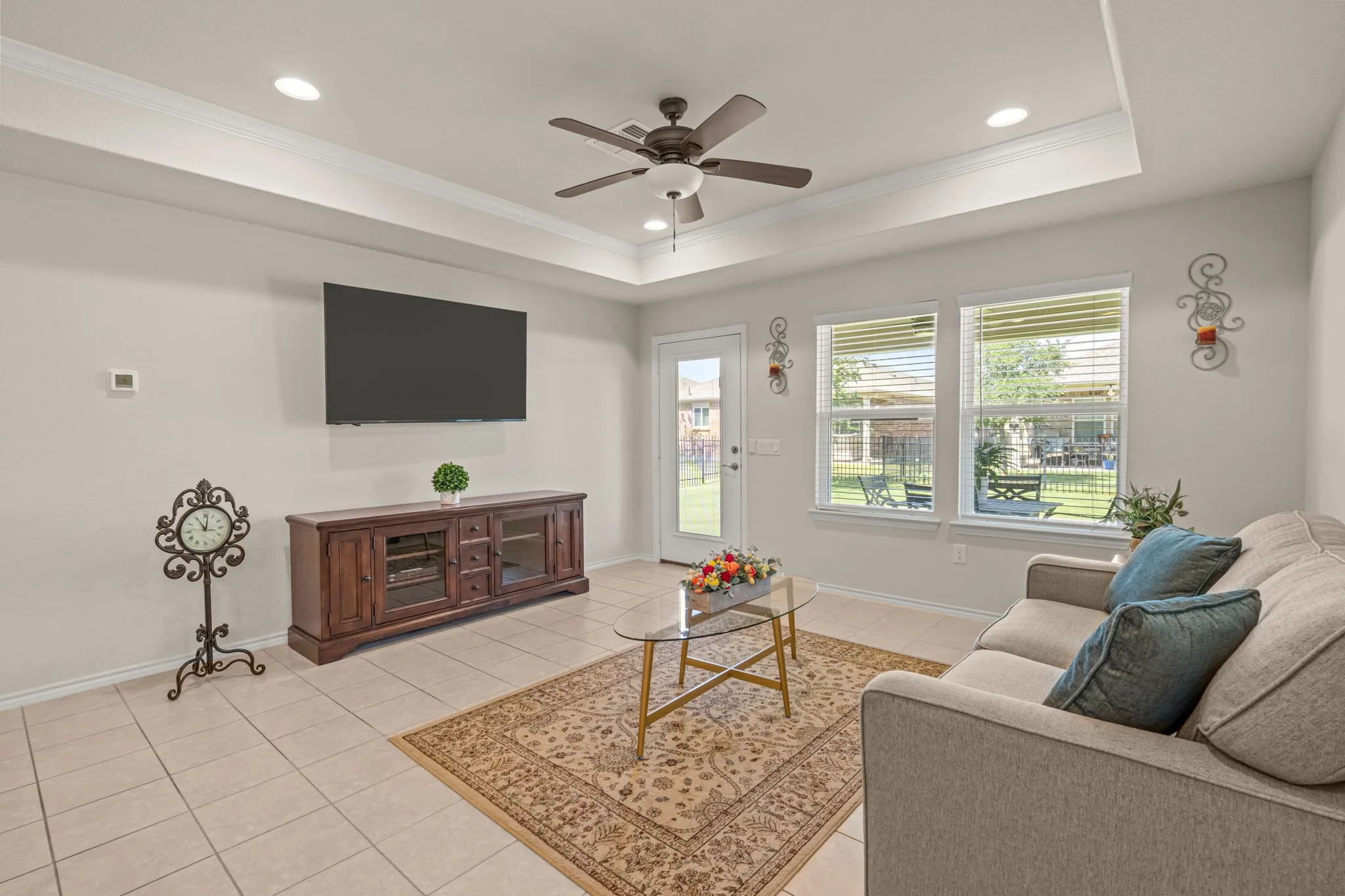 Single Family Residence For Sale in Collin County , 9121 Tranquil Trail, Mc Kinney, Texas 75071, 2 Bedroom, 2 Bathroom, 2 Garage spaces, 1,445 Sqft, built in 2019, mls#21333666, Real Estate Agent in Mc Kinney, Homes For Sale in Collin county, Homes For Sale in Mc Kinney, Realtor in Mc Kinney Texas, Real Estate Brokerage Independent Realty Texas, Luminita Cordes Realtor