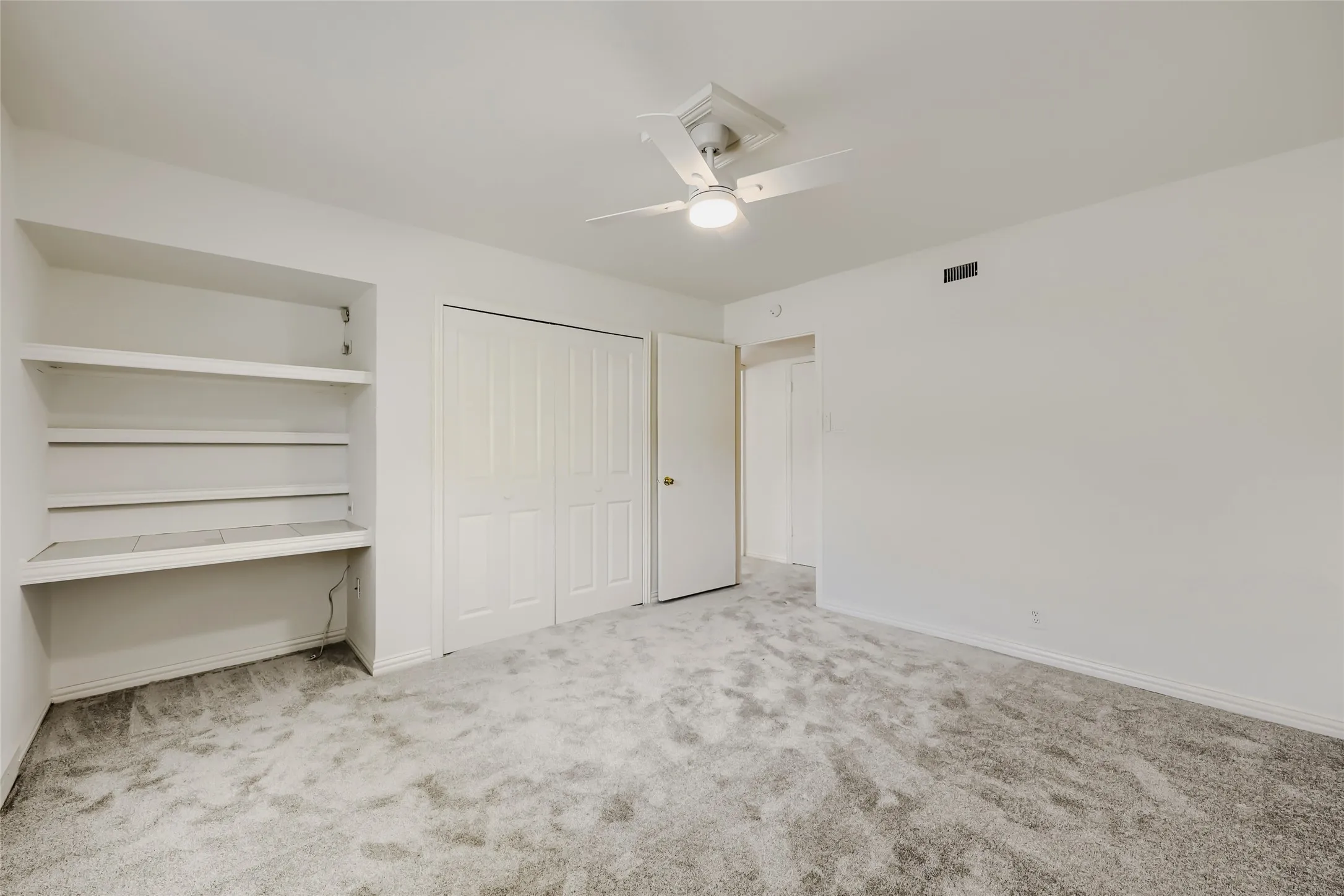 Single Family Residence For Sale in Dallas County , 11608 Sonnet Drive, Dallas, Texas 75229, 3 Bedroom, 3 Bathroom, 2 Garage spaces, 2,752 Sqft, built in 1959, mls#21180981, Real Estate Agent in Dallas, Homes For Sale in Dallas county, Homes For Sale in Dallas, Realtor in Dallas Texas, Real Estate Brokerage Independent Realty Texas, Luminita Cordes Realtor