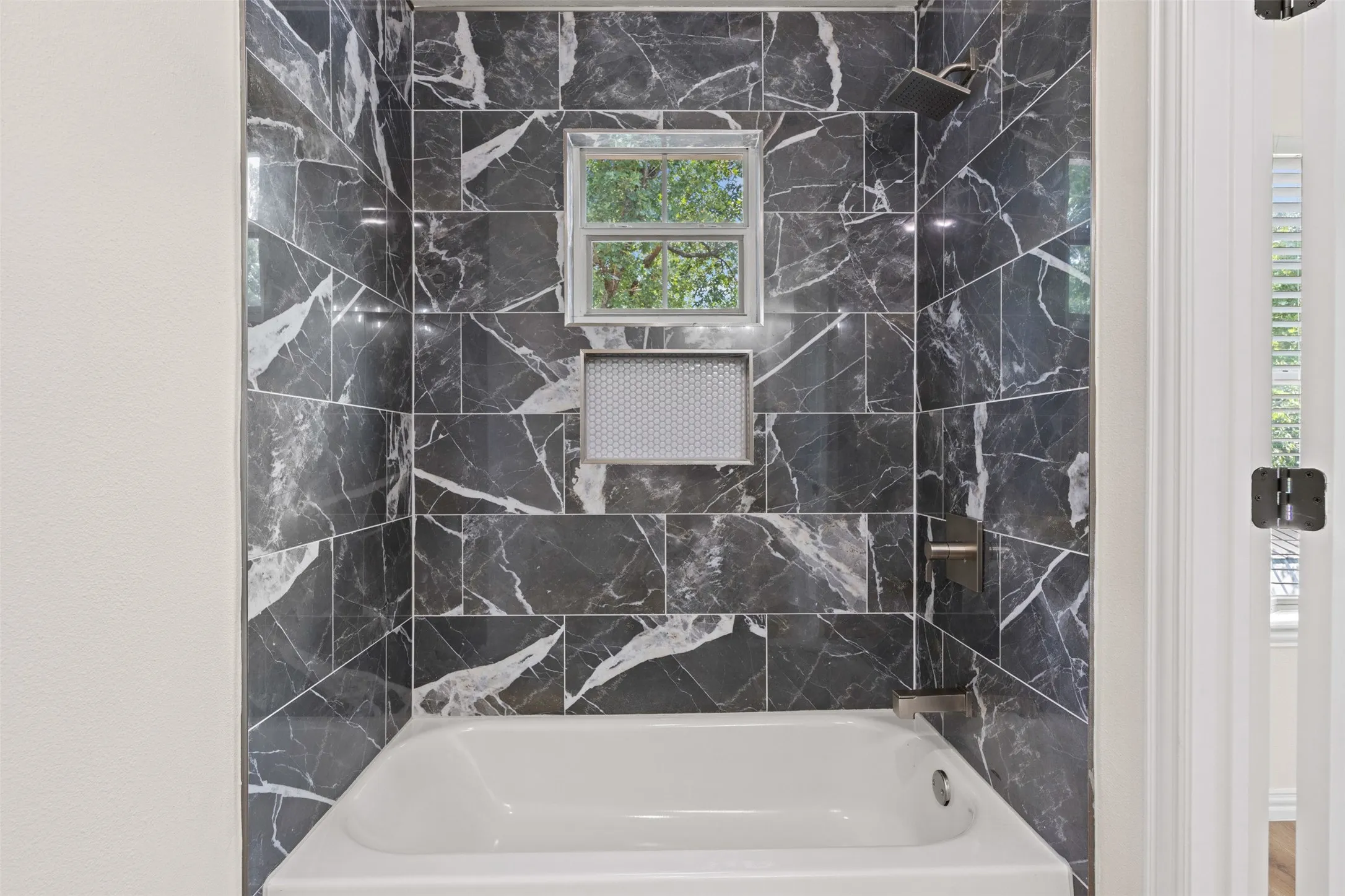 3rd bedroom ensuite bathroom