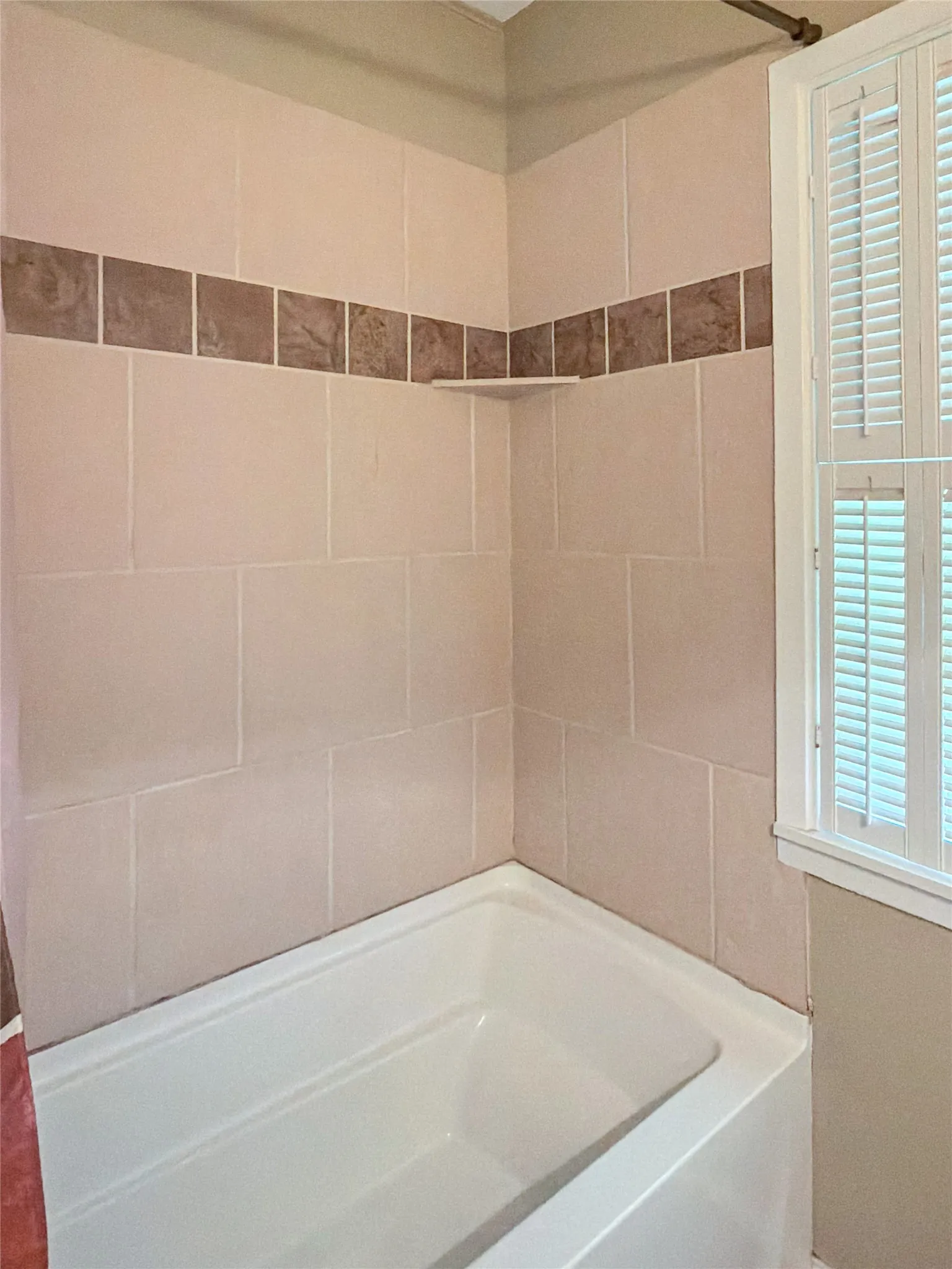 Single Family Residence For Sale in Eastland County , 112 Garvin Street, Eastland, Texas 76448, 3 Bedroom, 2 Bathroom, Garage spaces, 1,352 Sqft, built in 1940, mls#21334231, Real Estate Agent in Eastland, Homes For Sale in Eastland county, Homes For Sale in Eastland, Realtor in Eastland Texas, Real Estate Brokerage Independent Realty Texas, Luminita Cordes Realtor
